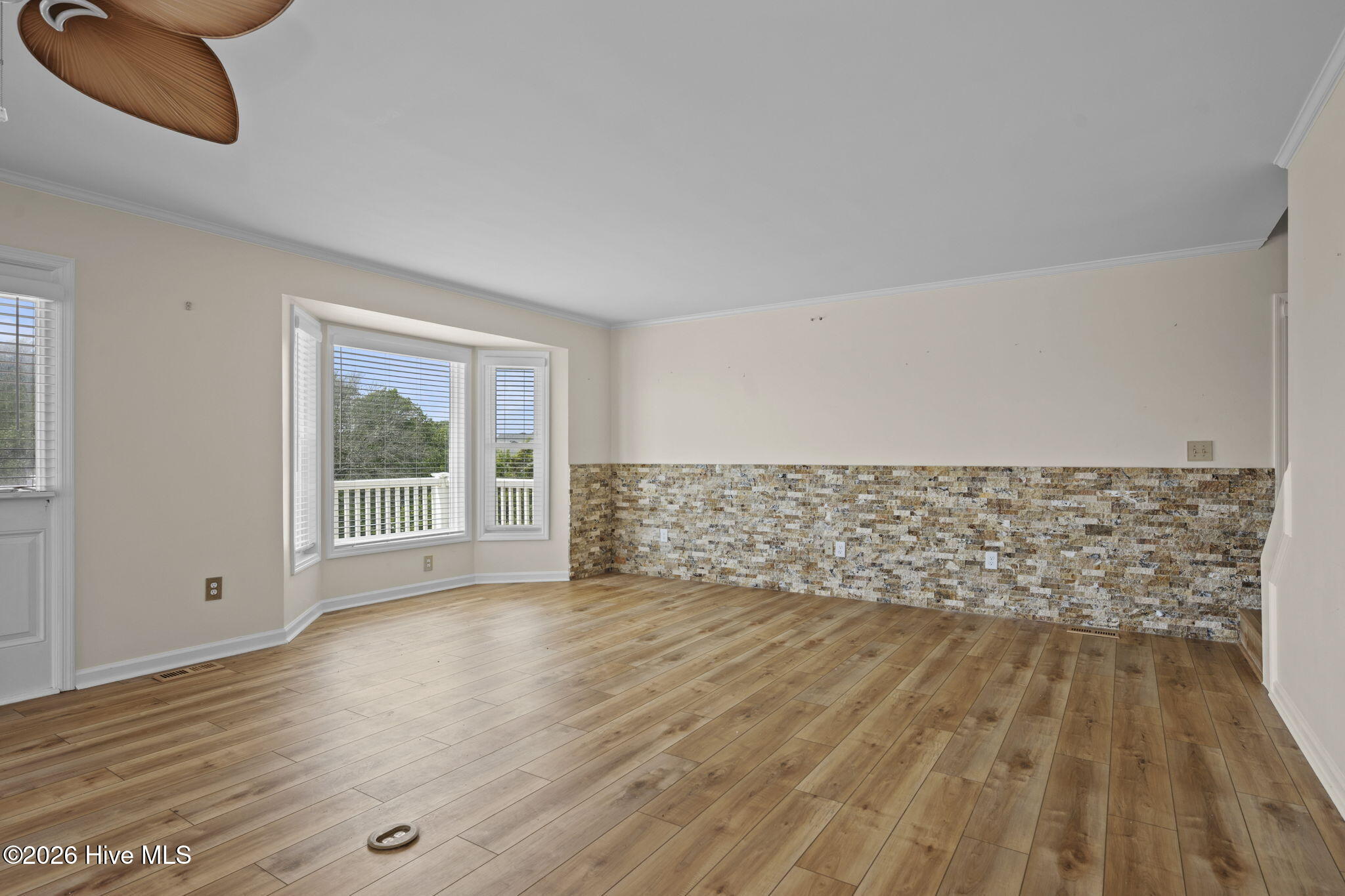 104 Bluewater Drive Property Photo 19