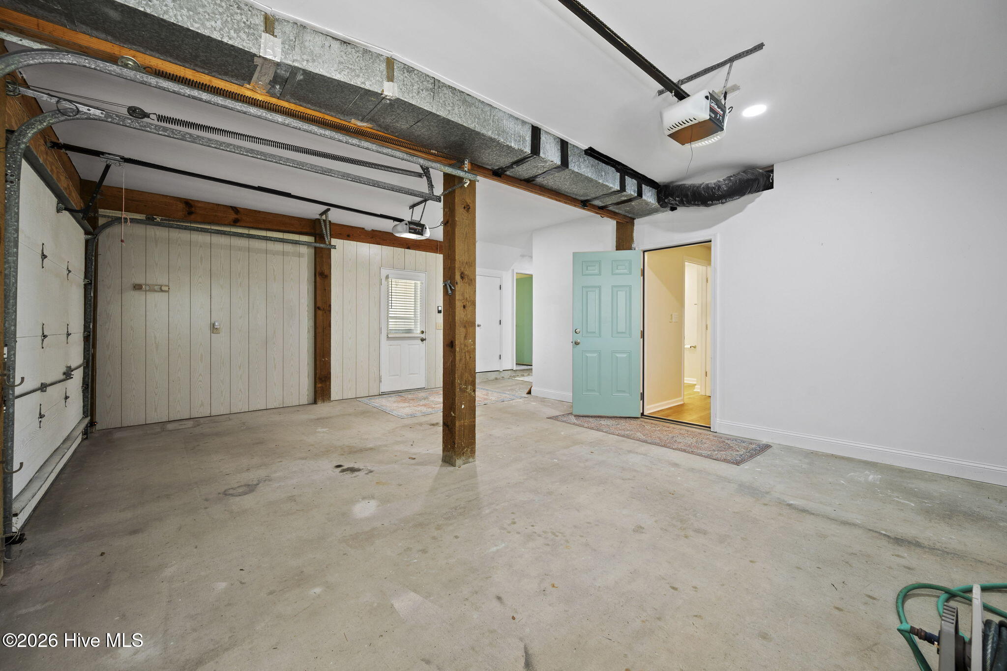 104 Bluewater Drive Property Photo 38