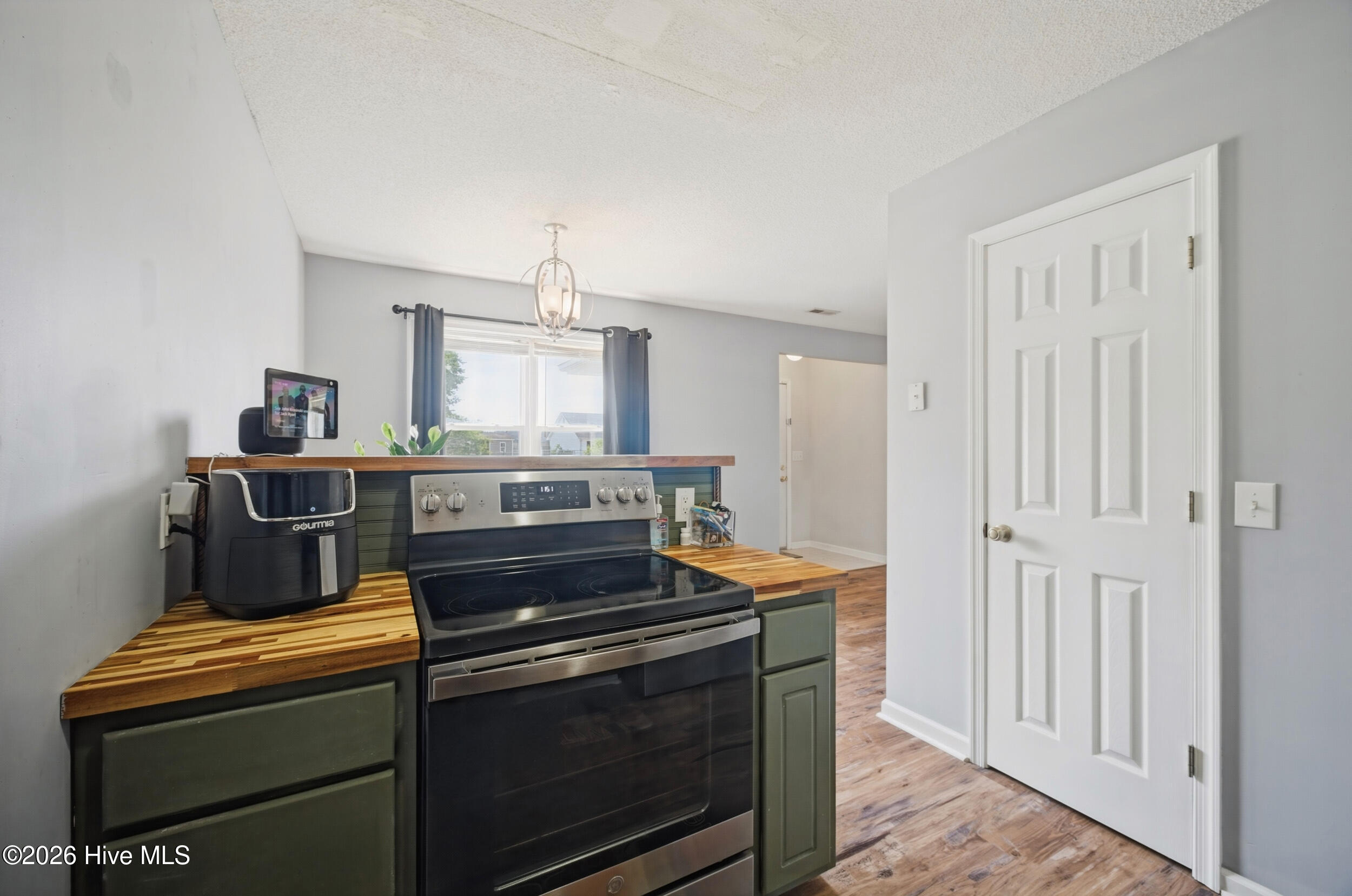 101 Springvale Street Property Photo 10