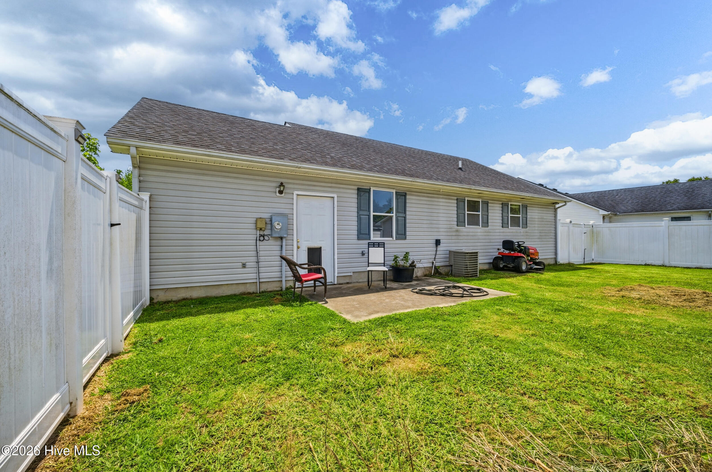 101 Springvale Street Property Photo 18