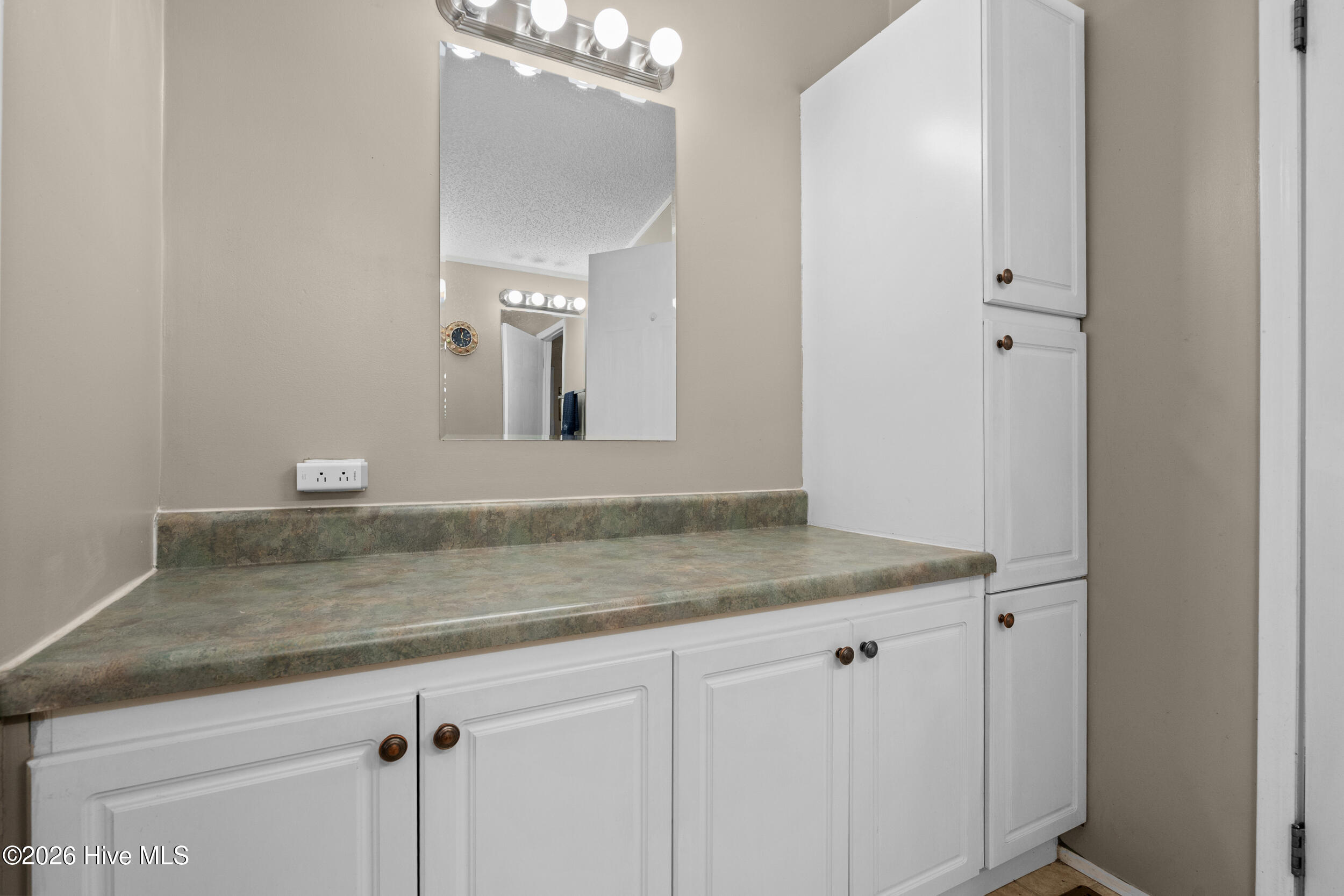 1052 Waterview Lane Sw Property Photo 17