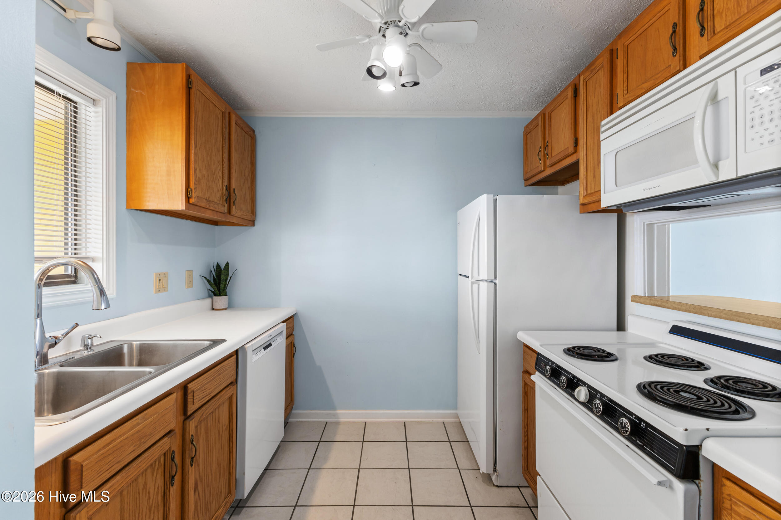 302 Canal Drive Unit 32 Property Photo 8