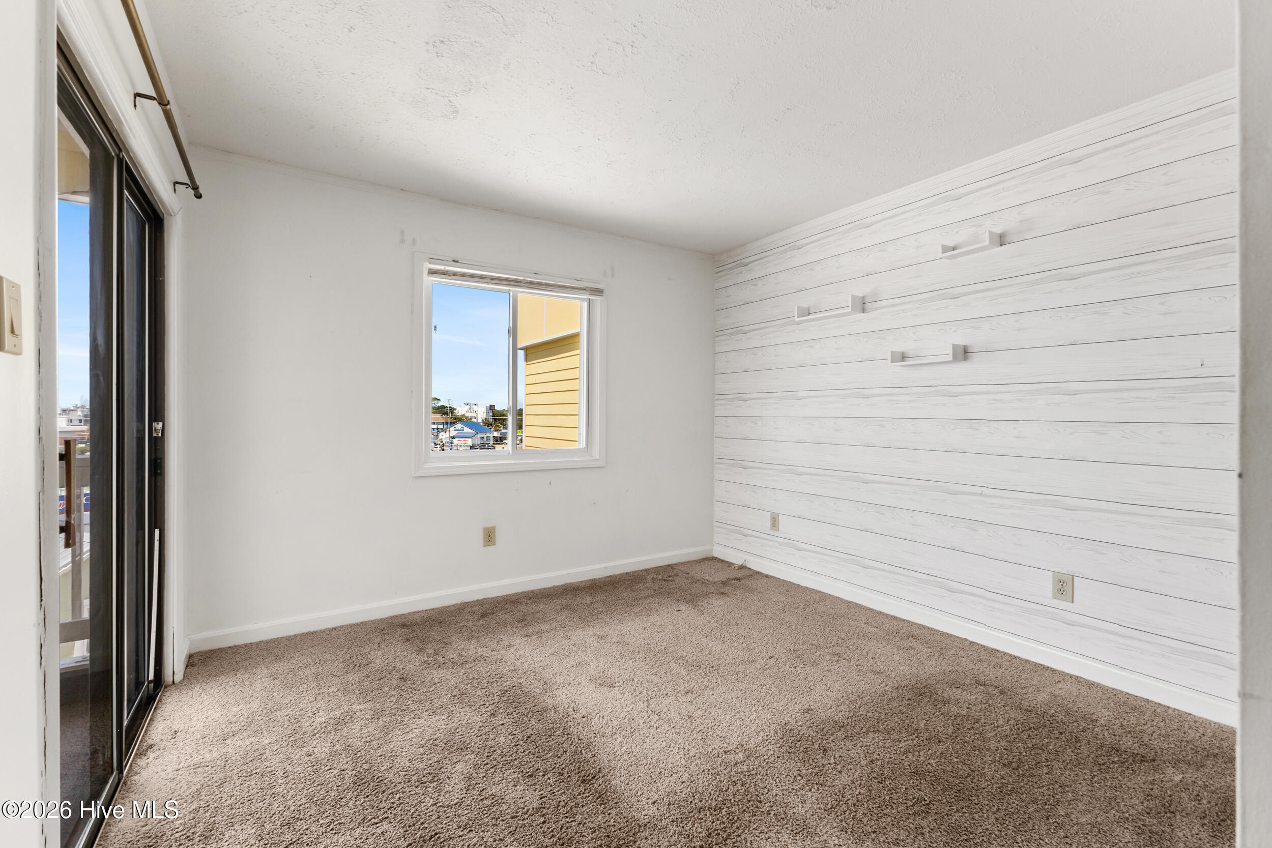 302 Canal Drive Unit 32 Property Photo 14