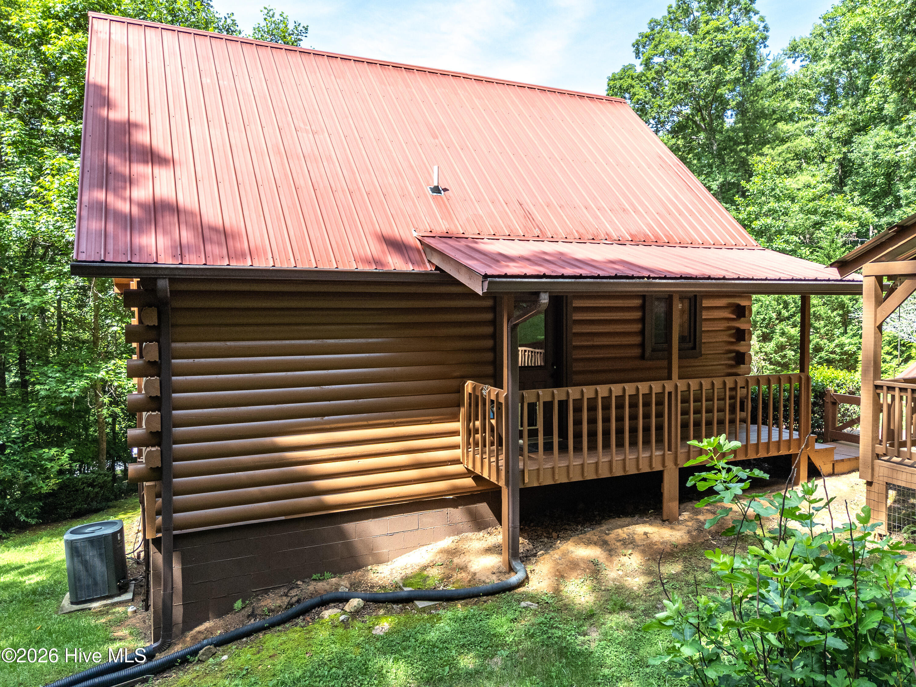 44 Red Wolf Trail Property Photo 3