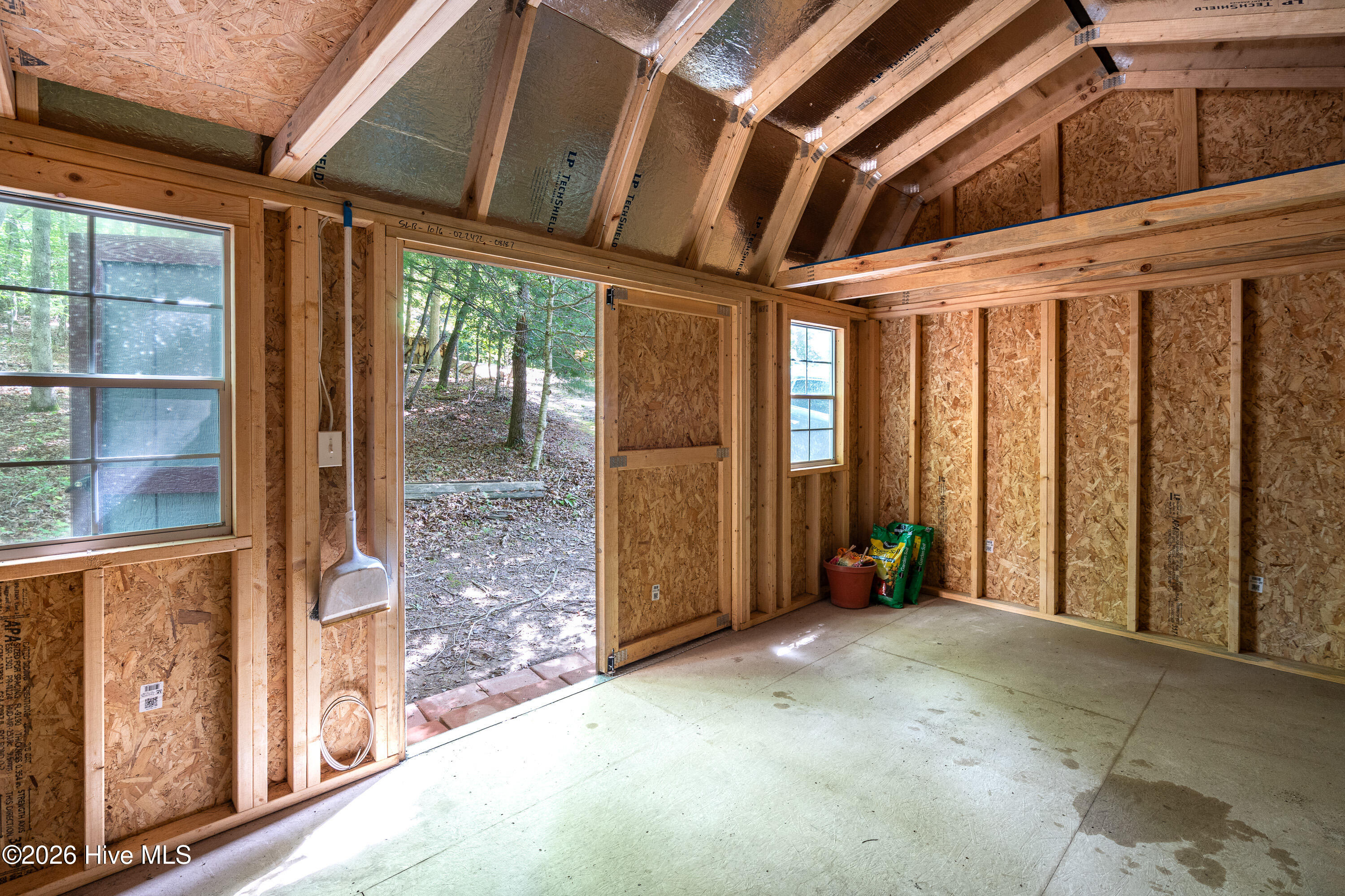 44 Red Wolf Trail Property Photo 32
