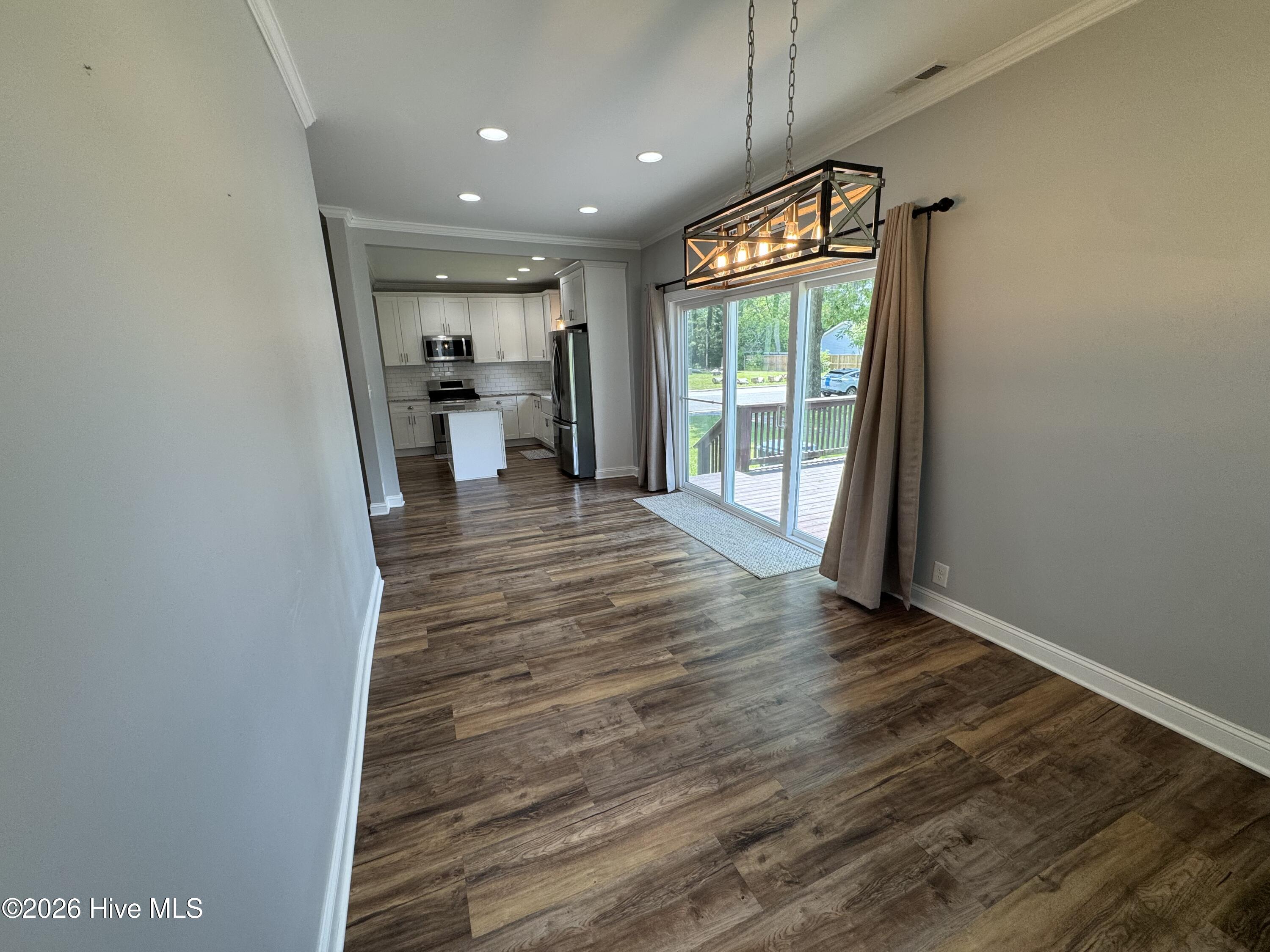 702 N Charlotte Street Property Photo 12