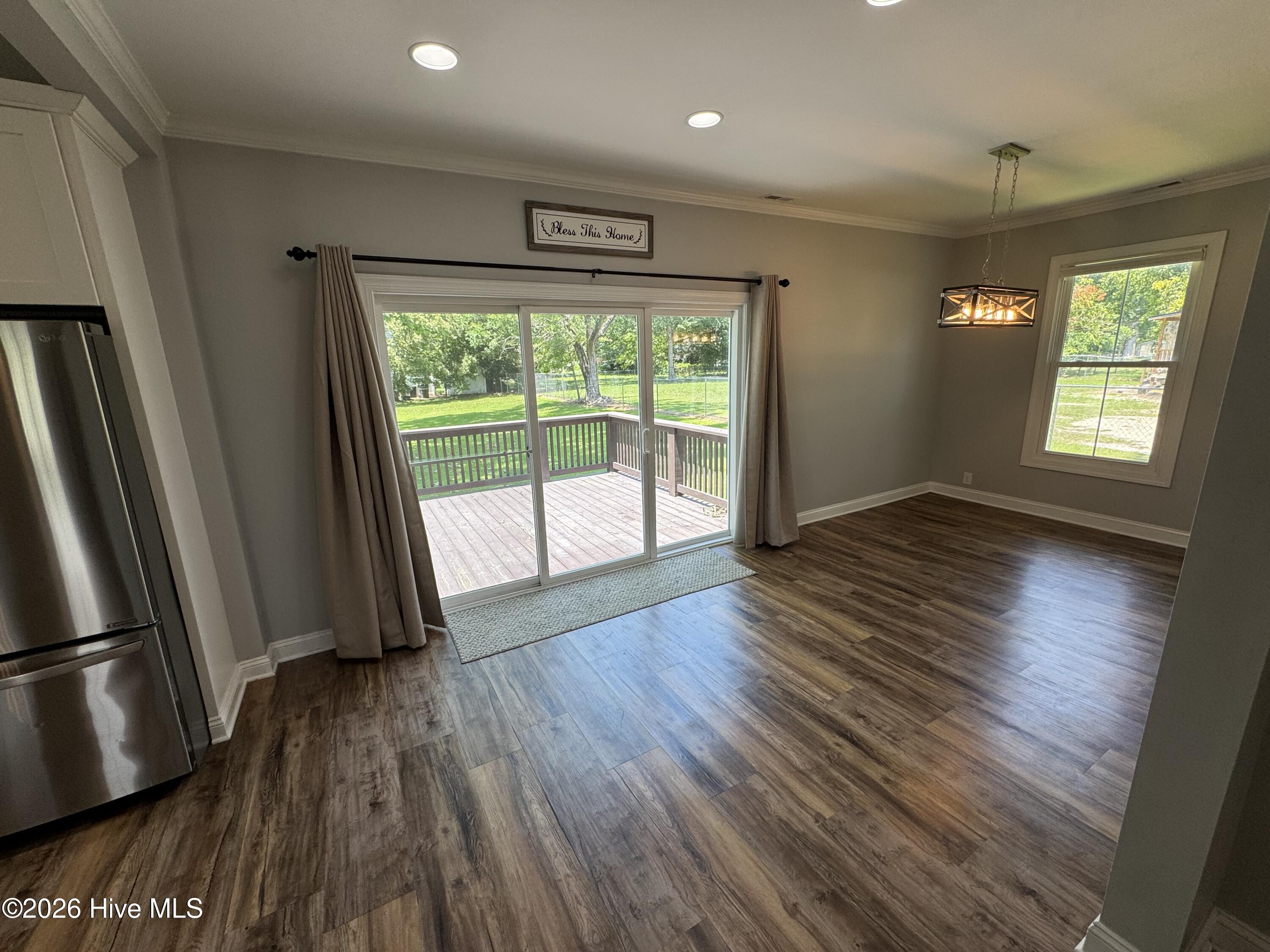 702 N Charlotte Street Property Photo 13