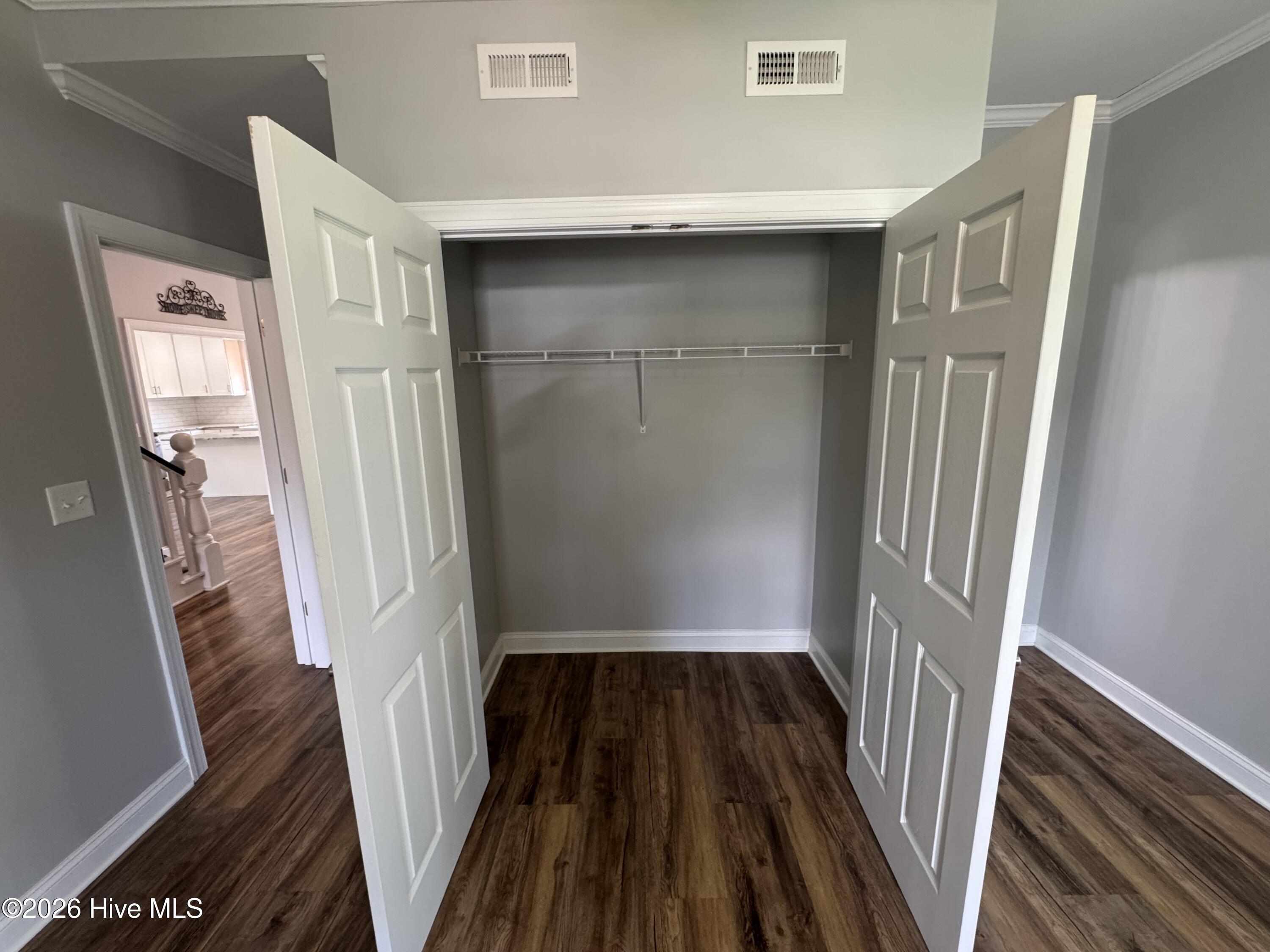 702 N Charlotte Street Property Photo 20