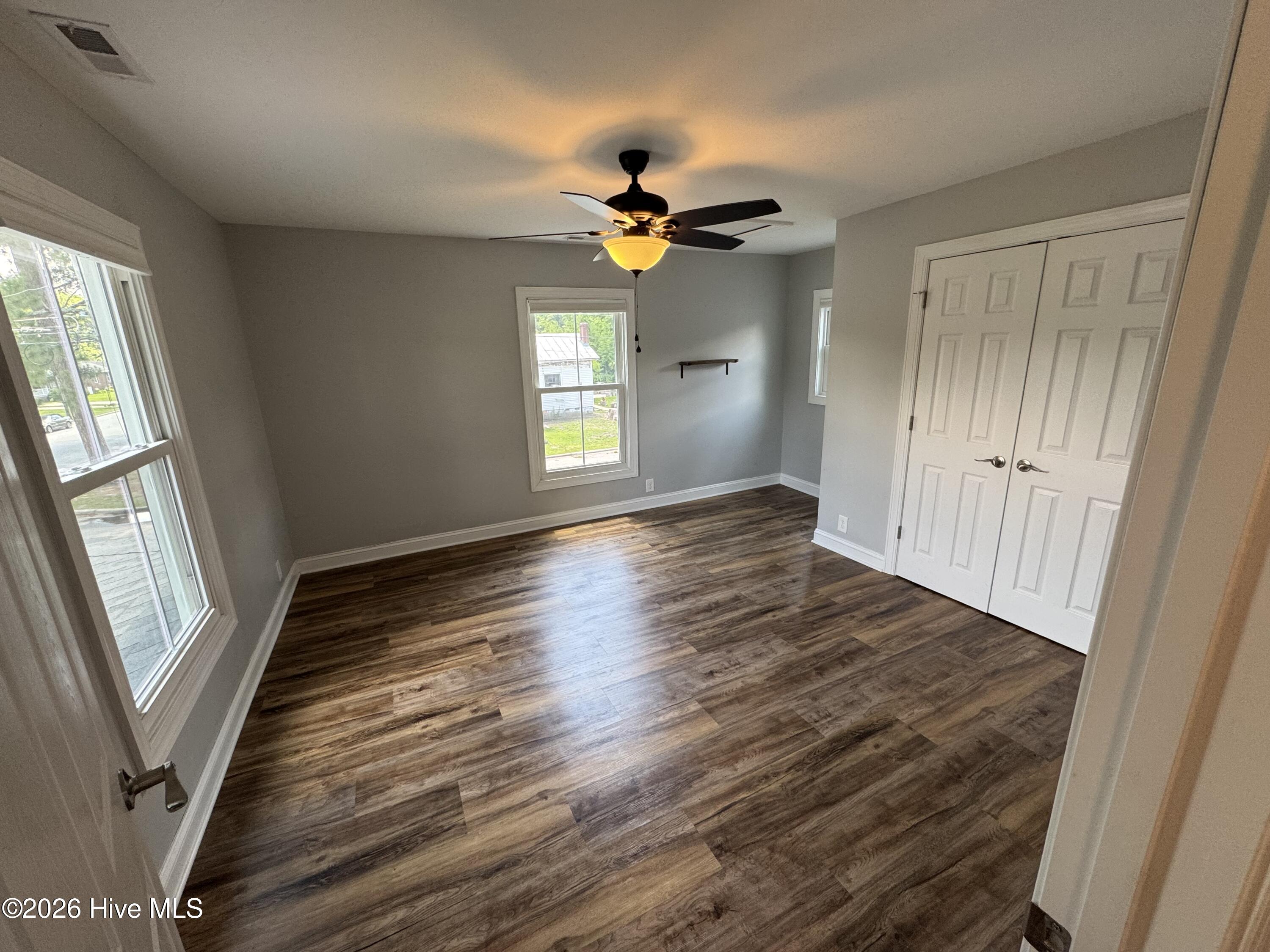 702 N Charlotte Street Property Photo 23