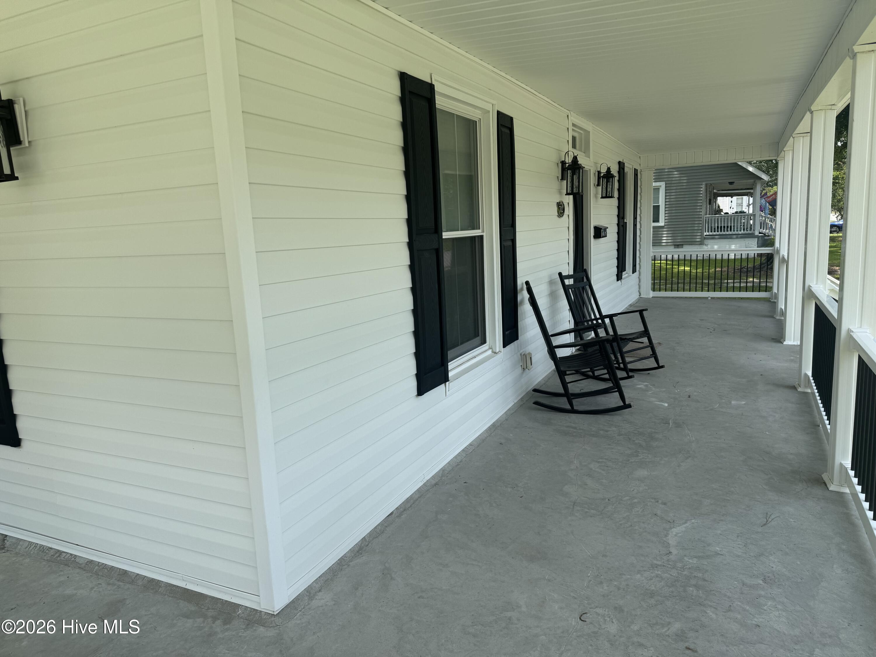 702 N Charlotte Street Property Photo 26