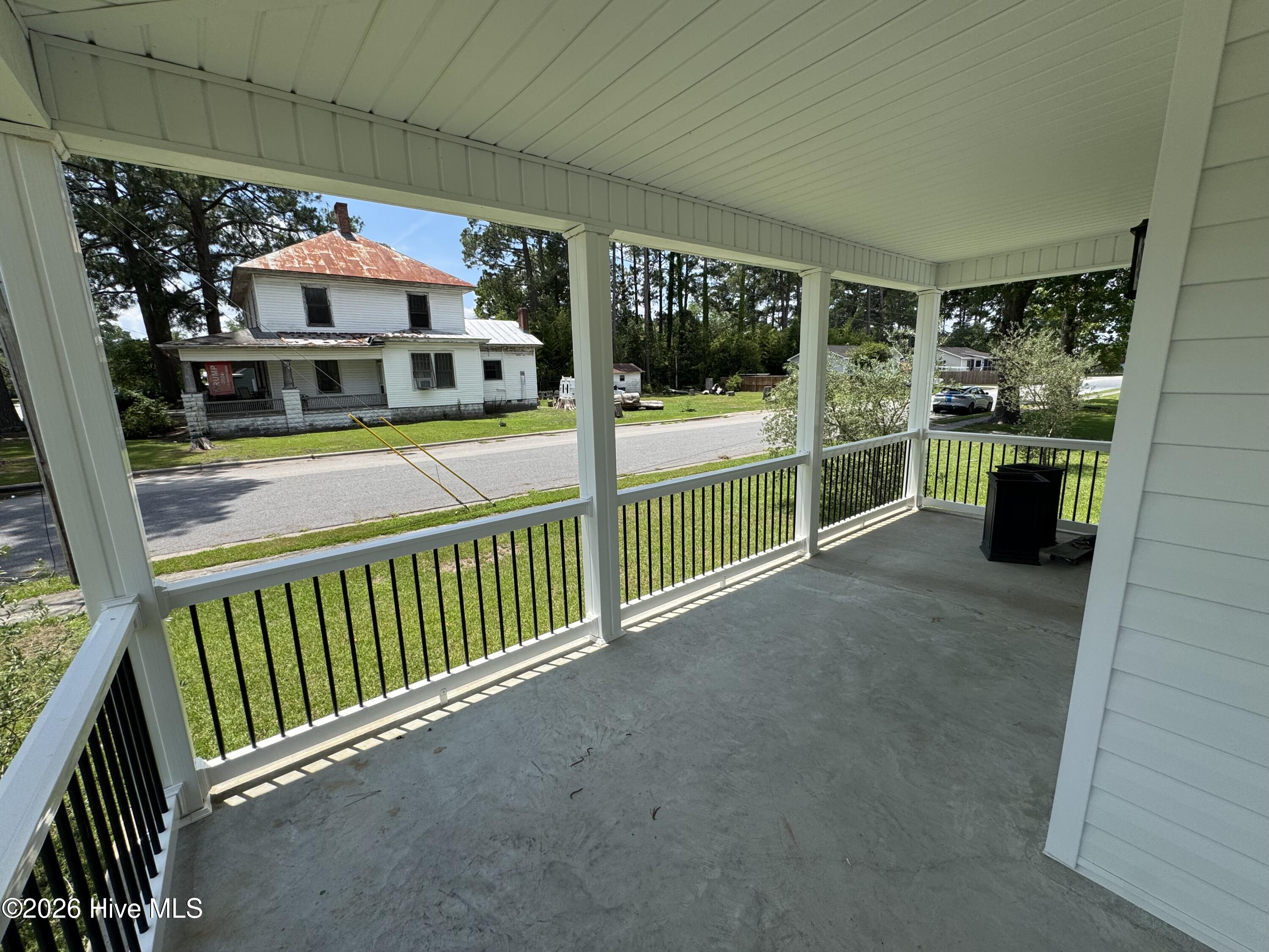 702 N Charlotte Street Property Photo 27