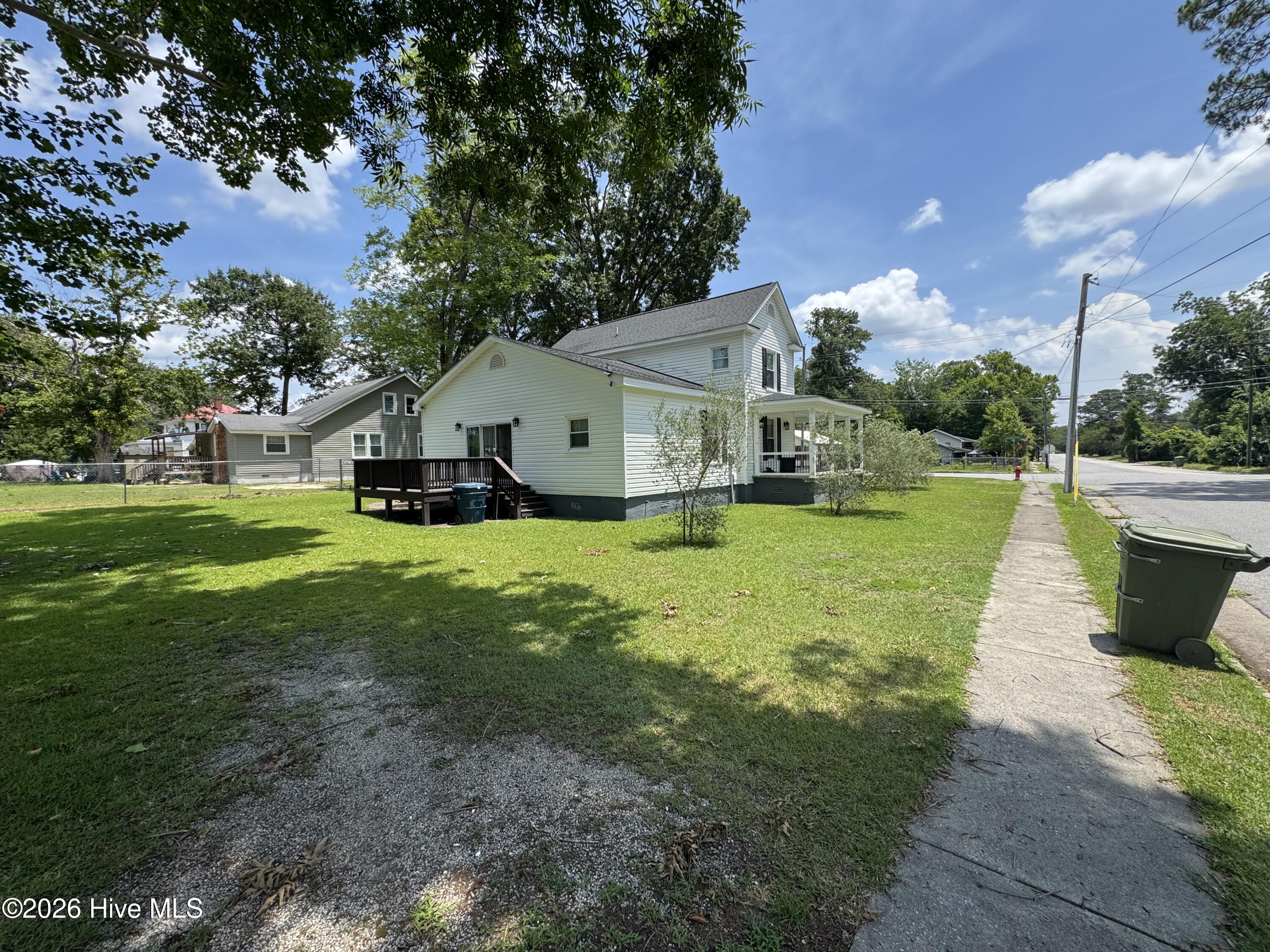 702 N Charlotte Street Property Photo 31