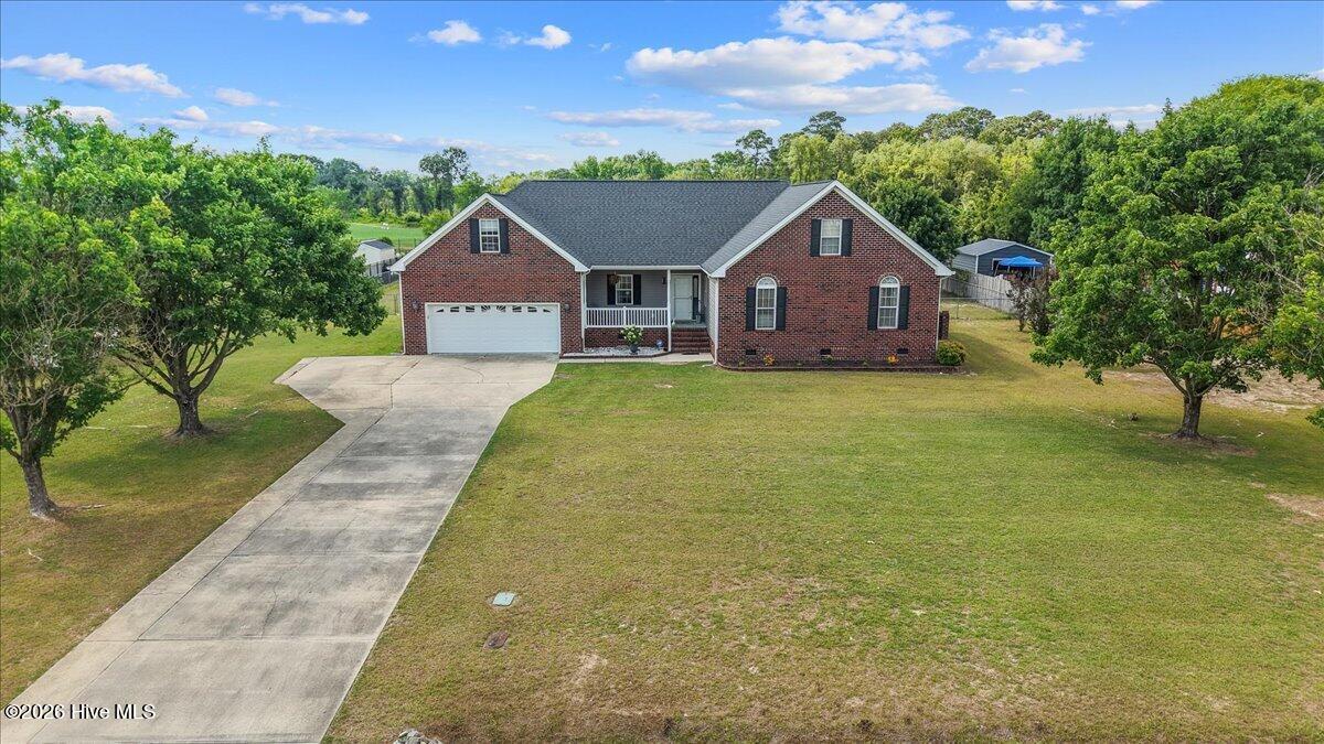 105 Pointe Drive Property Photo 1
