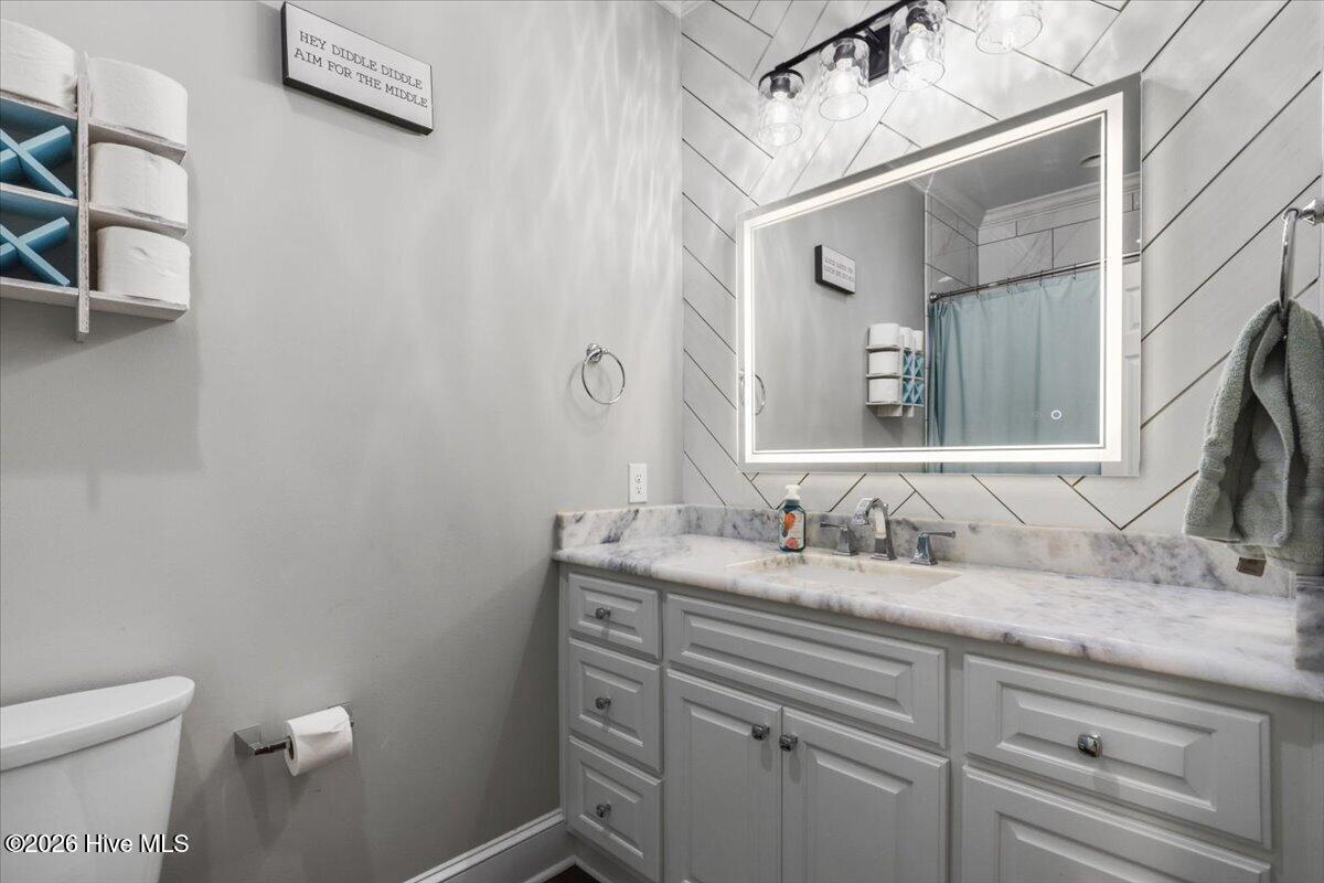 105 Pointe Drive Property Photo 13