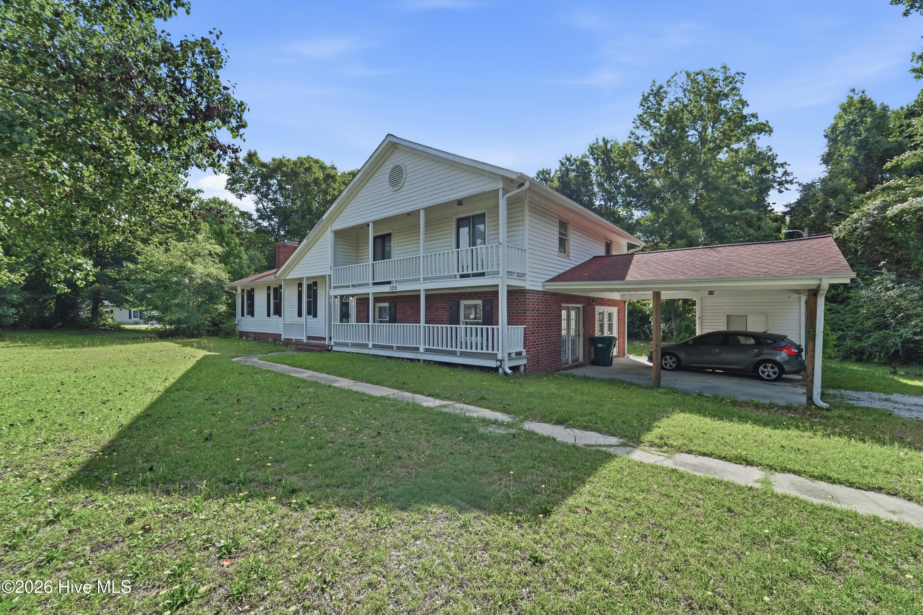 220 Edgewood Drive