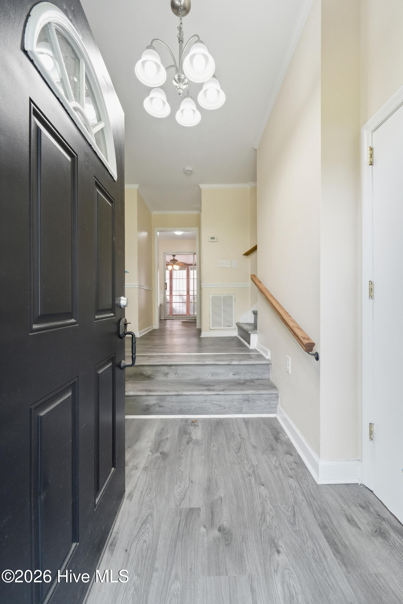 220 Edgewood Drive Property Photo 4