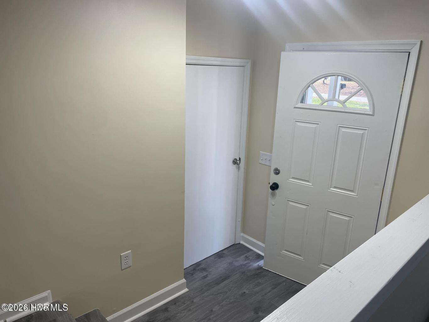 220 Edgewood Drive Property Photo 5