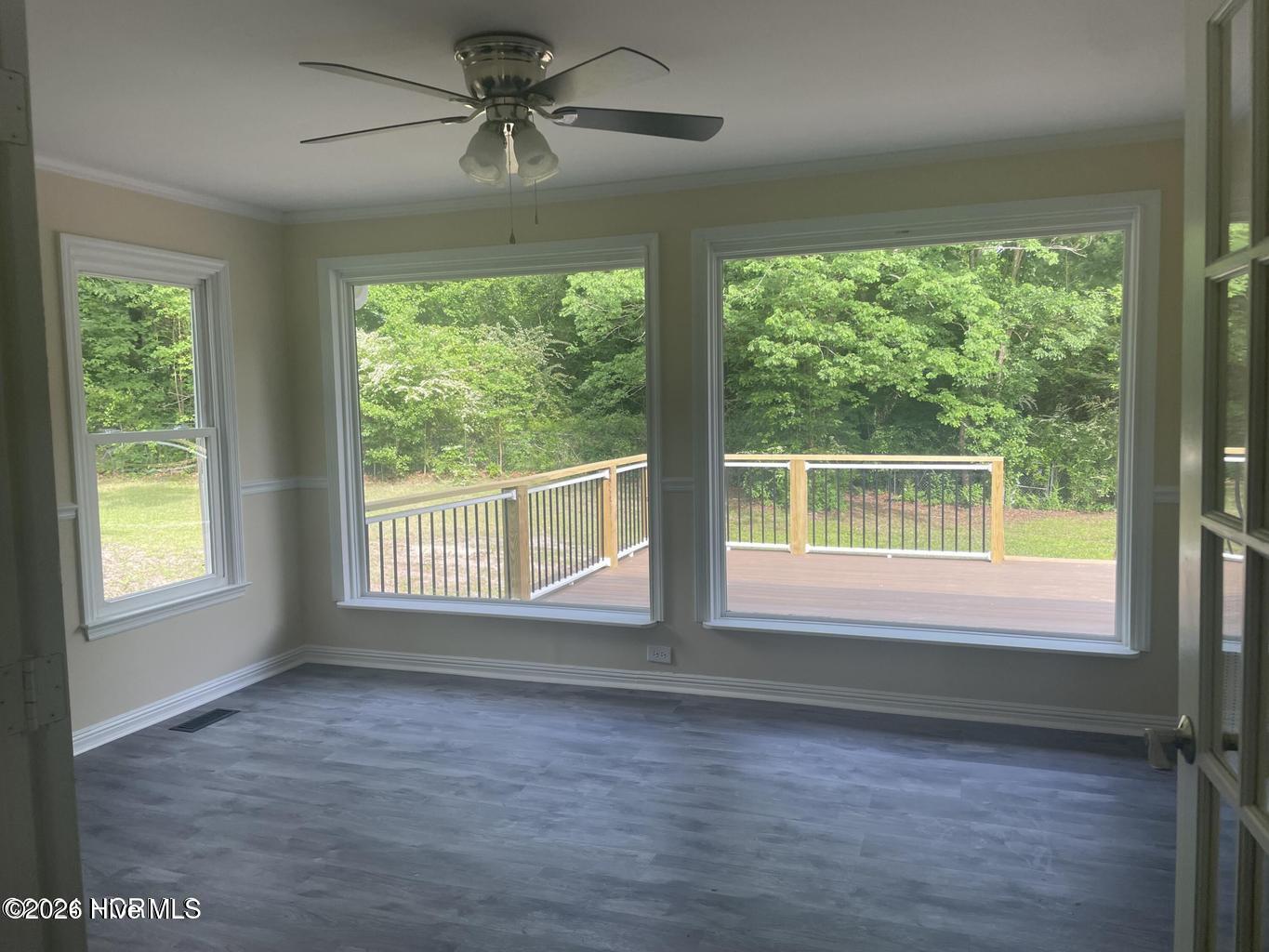 220 Edgewood Drive Property Photo 9