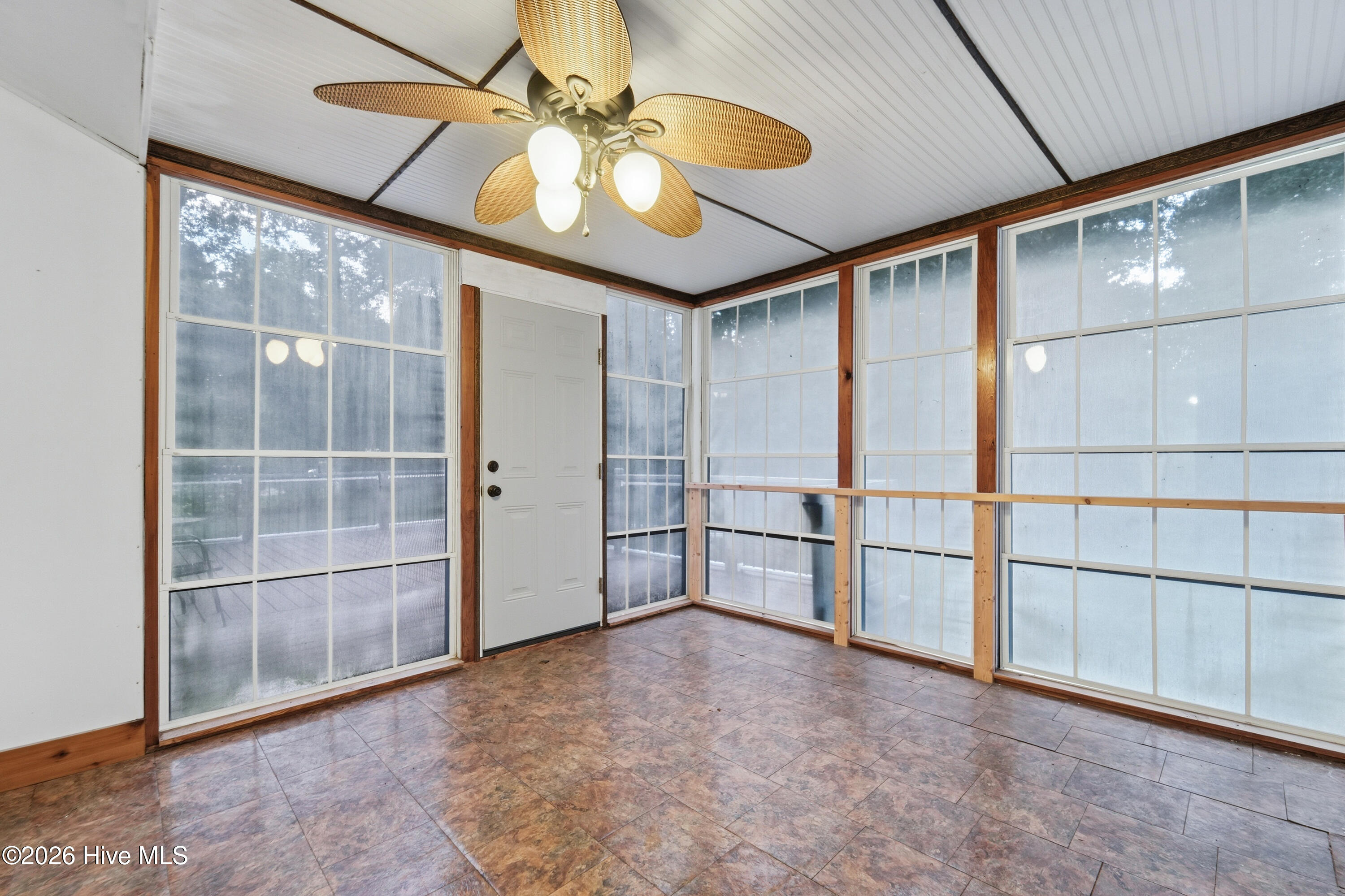 220 Edgewood Drive Property Photo 25
