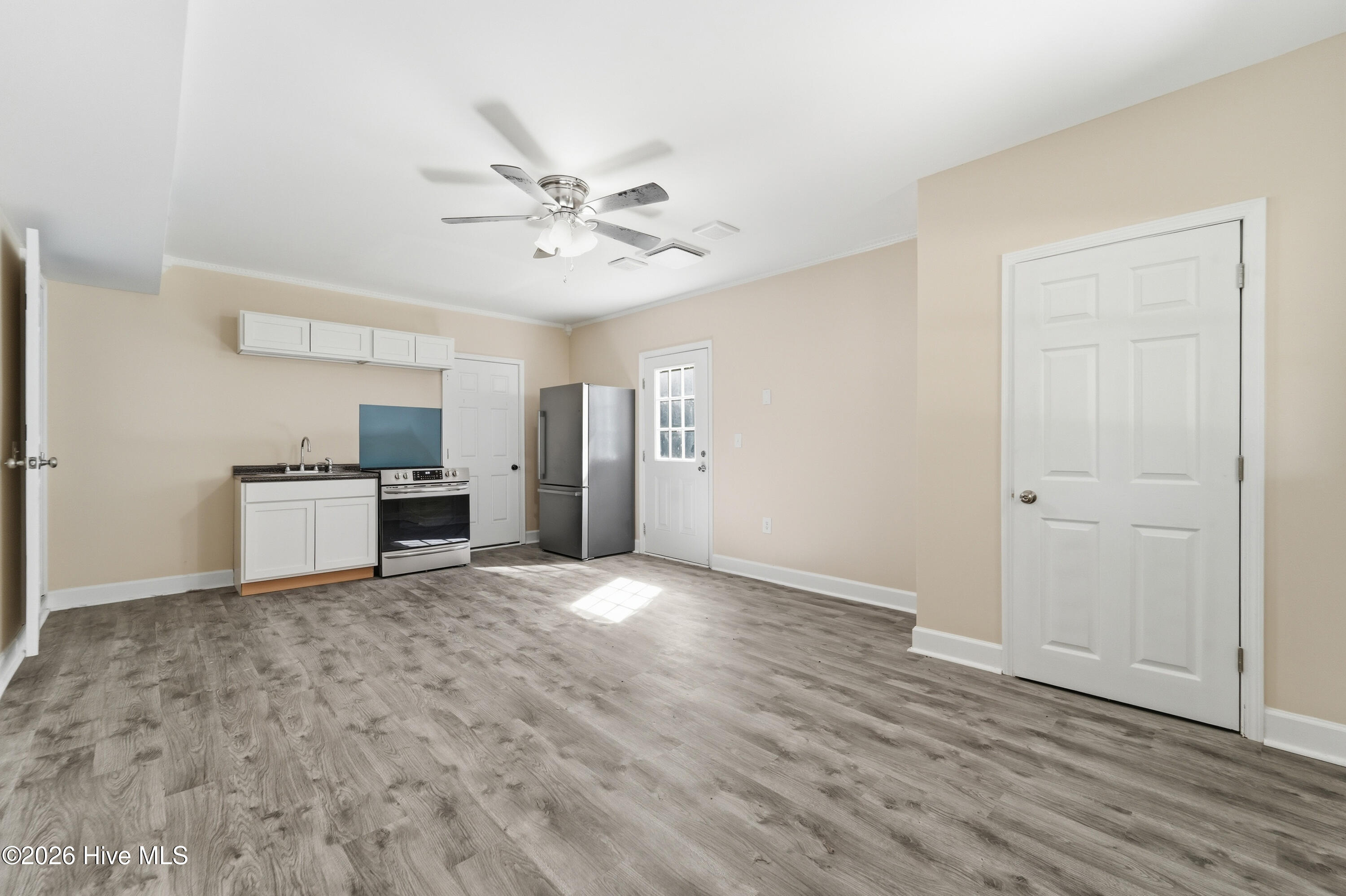 220 Edgewood Drive Property Photo 47