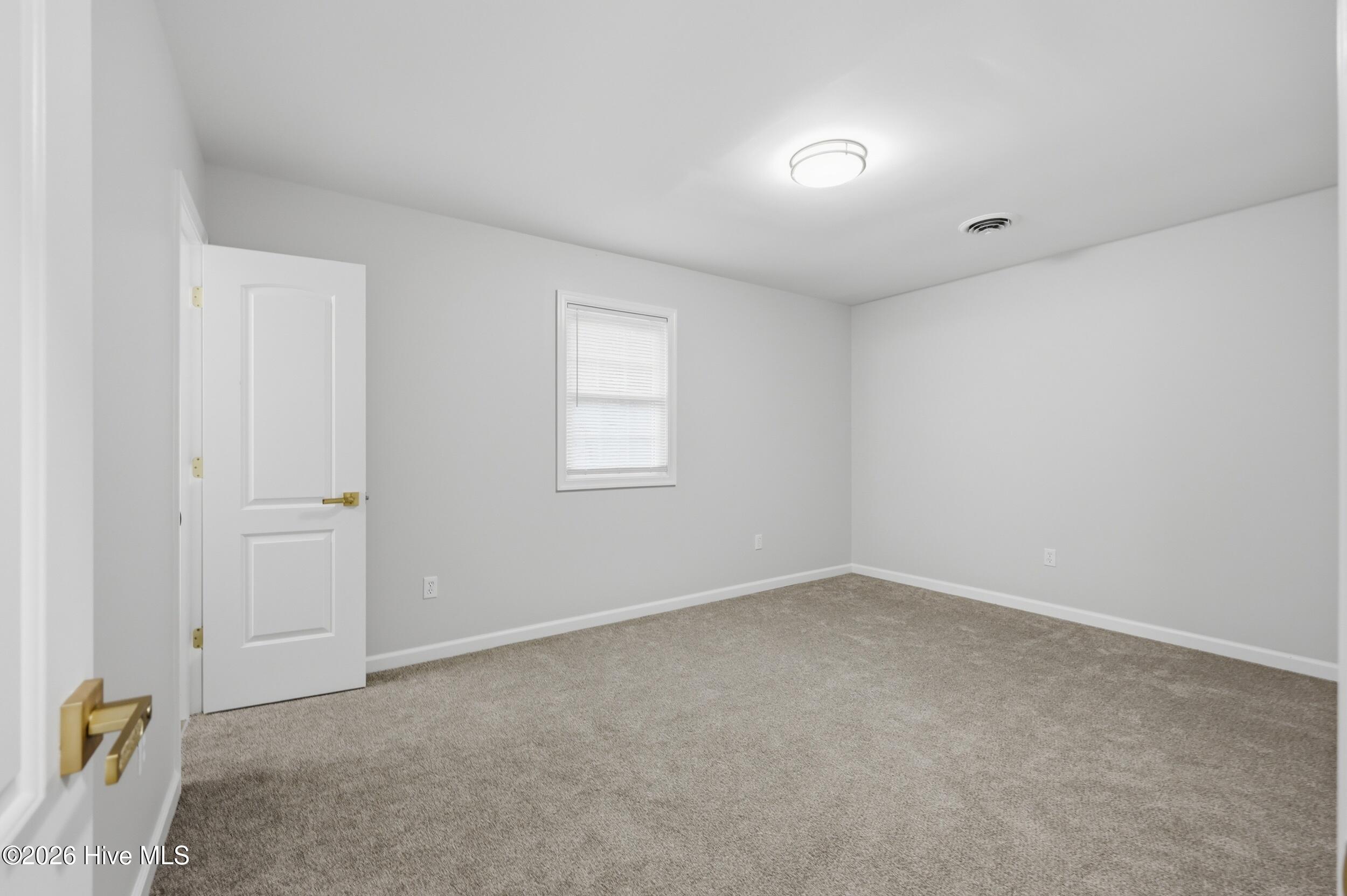 305 Beachview Drive Property Photo 17
