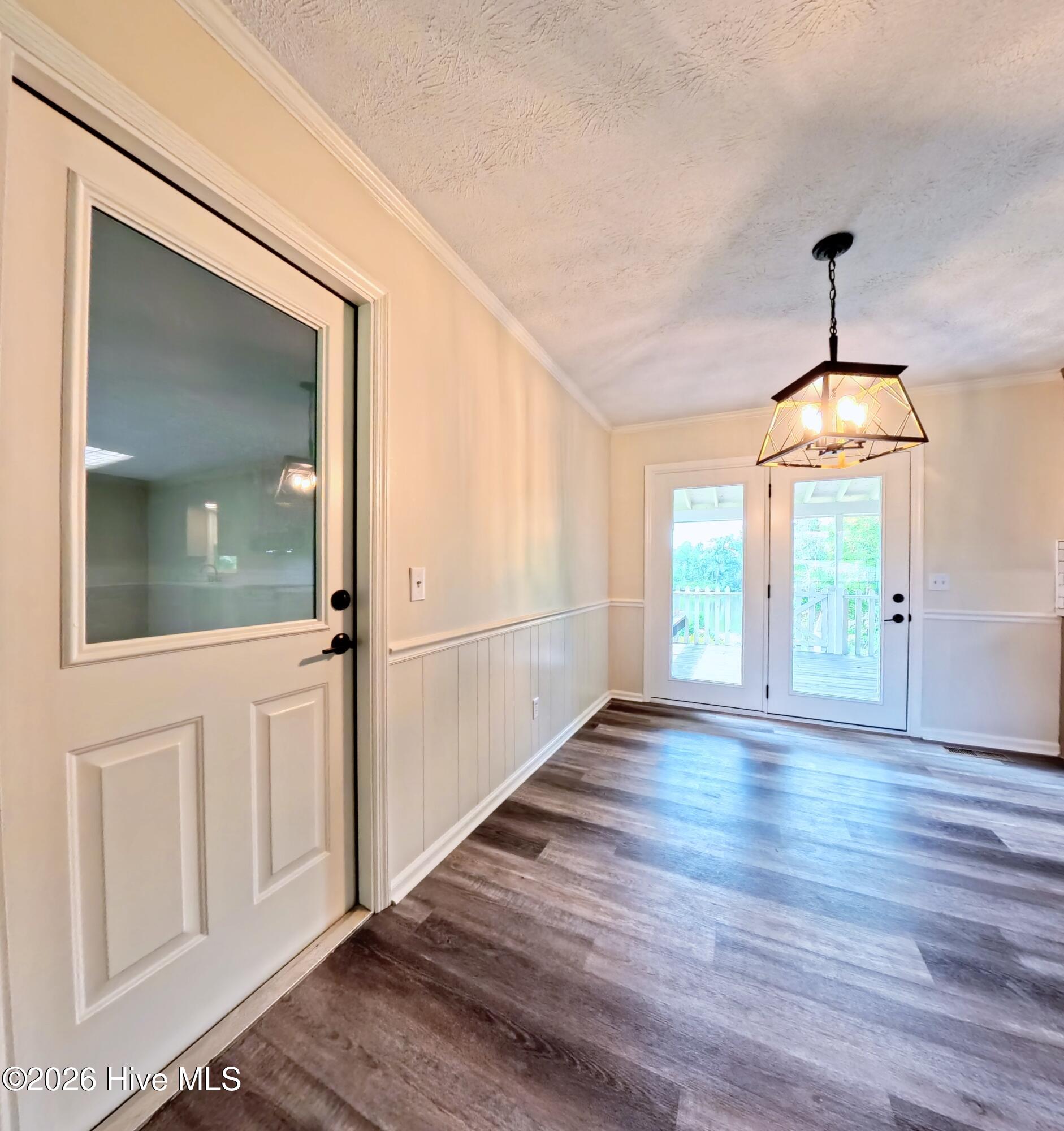 1163 Fairlane Drive Property Photo 7