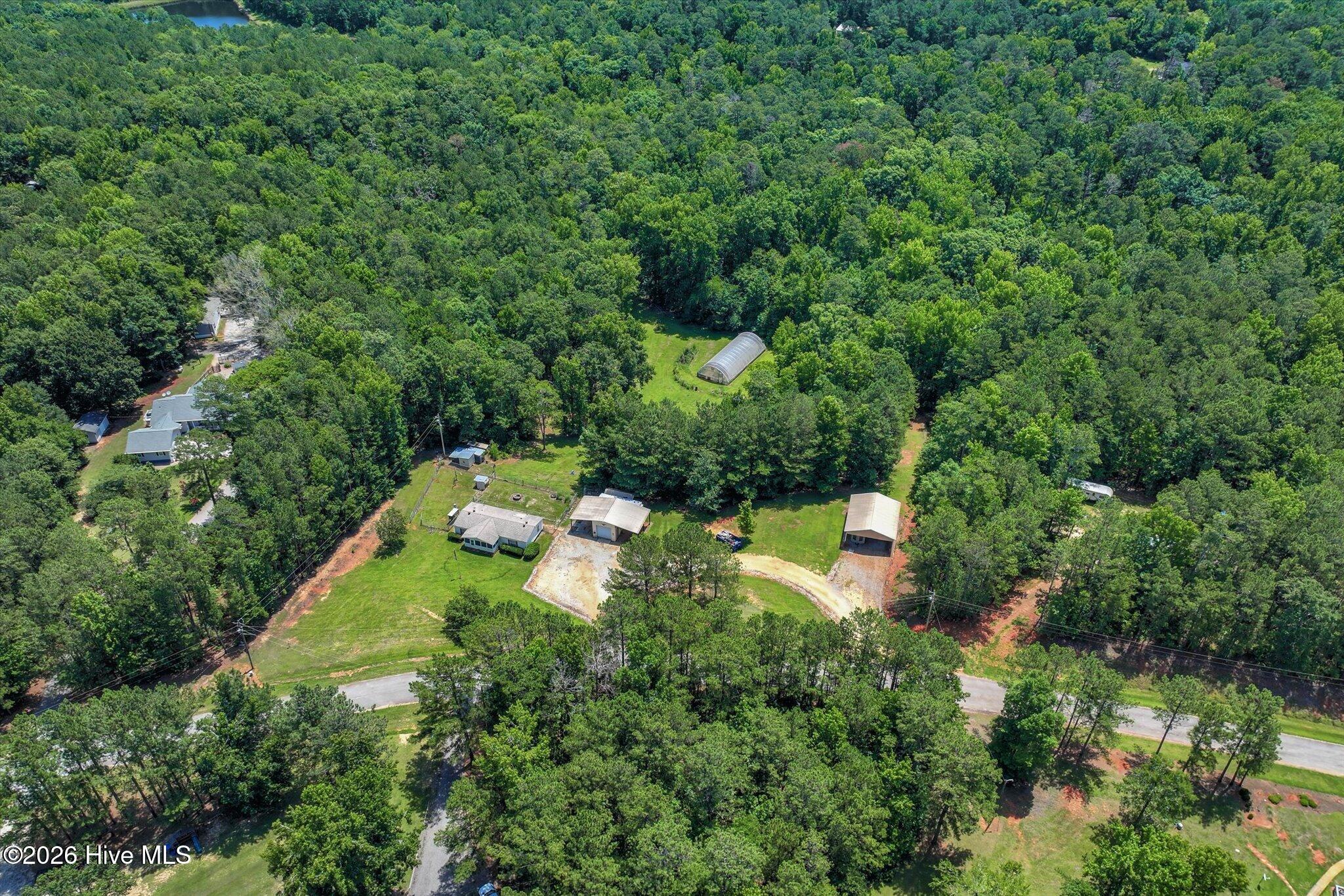 20 Sunset Circle Property Photo 3
