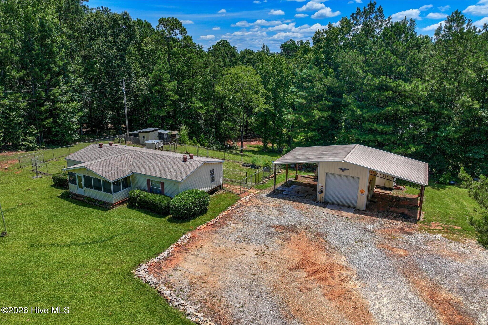 20 Sunset Circle Property Photo 6
