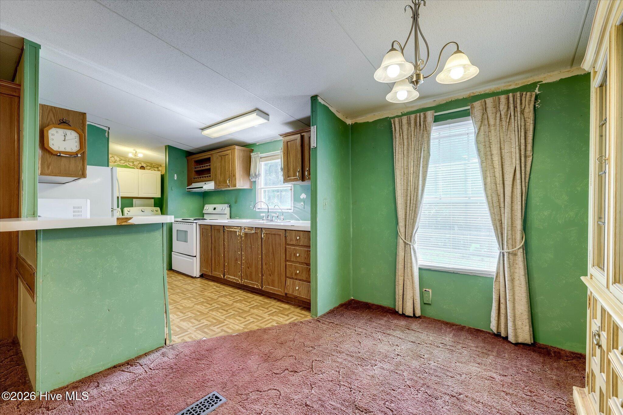 20 Sunset Circle Property Photo 28