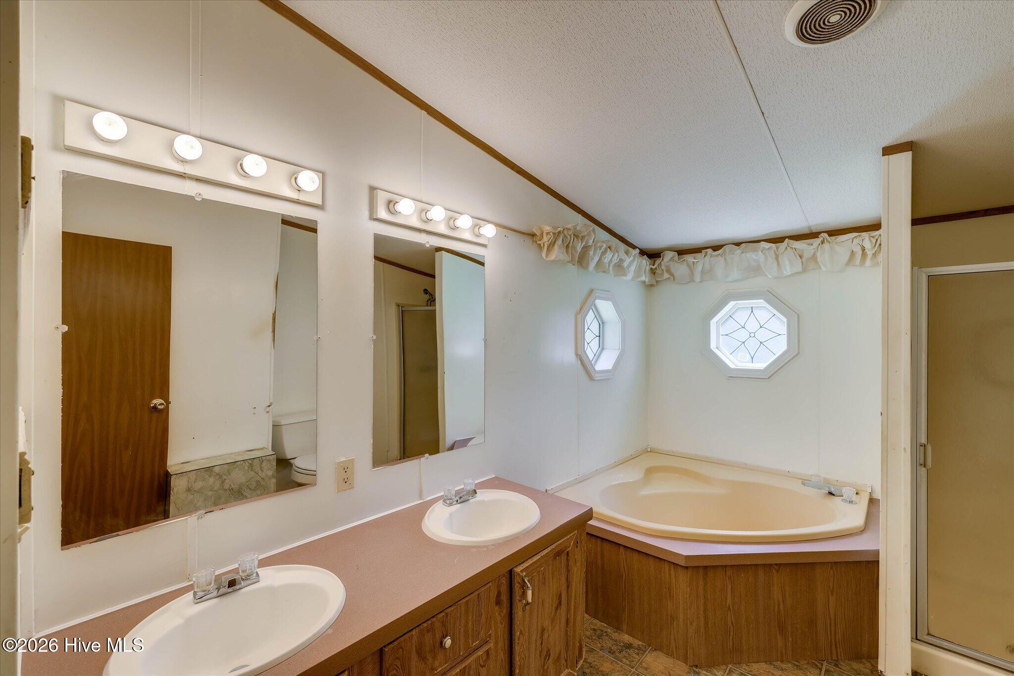 20 Sunset Circle Property Photo 34