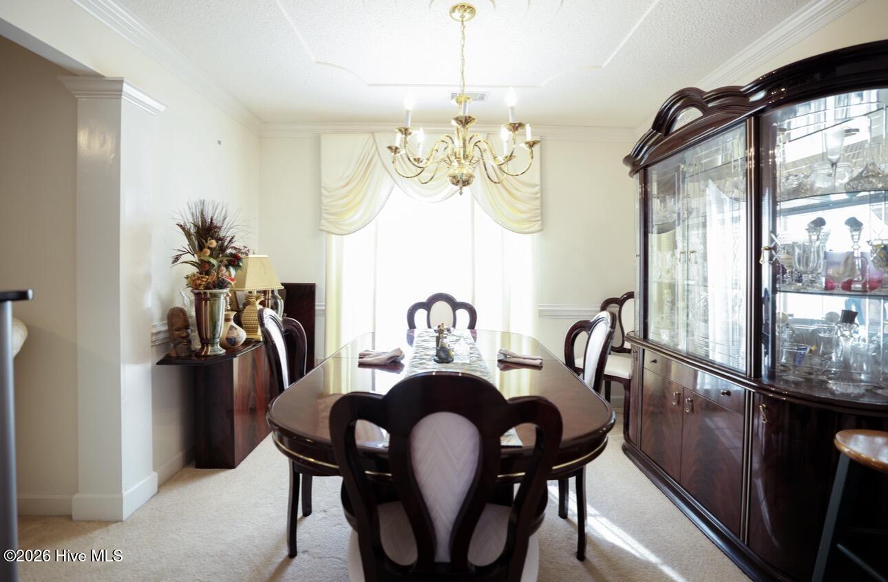 3388 Thames Place Property Photo 4
