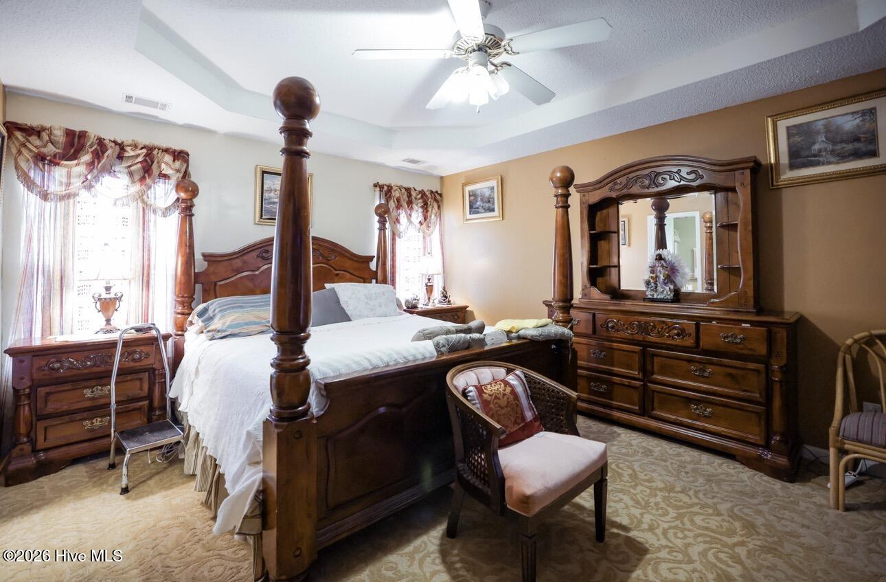 3388 Thames Place Property Photo 13