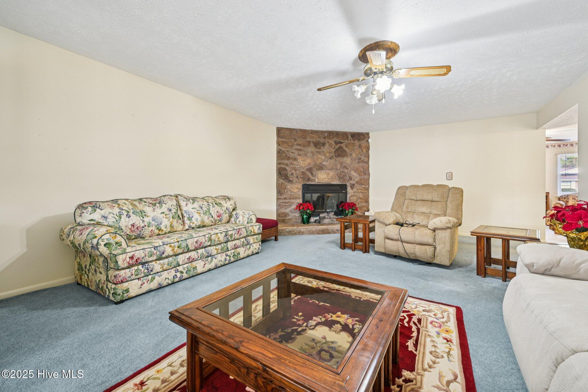 6958 Timbercroft Lane Property Photo 14