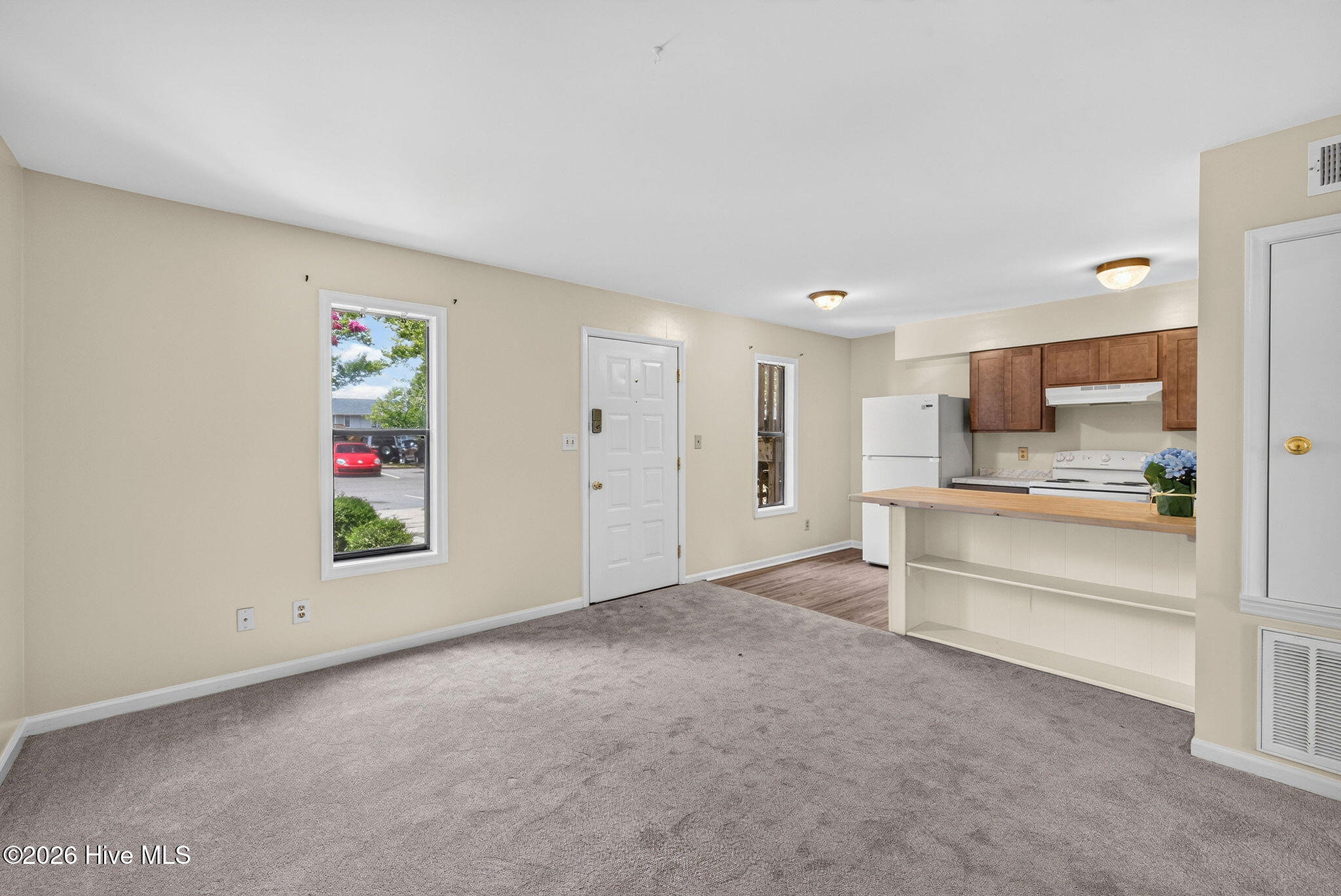 2521 Flint Drive Property Photo 7