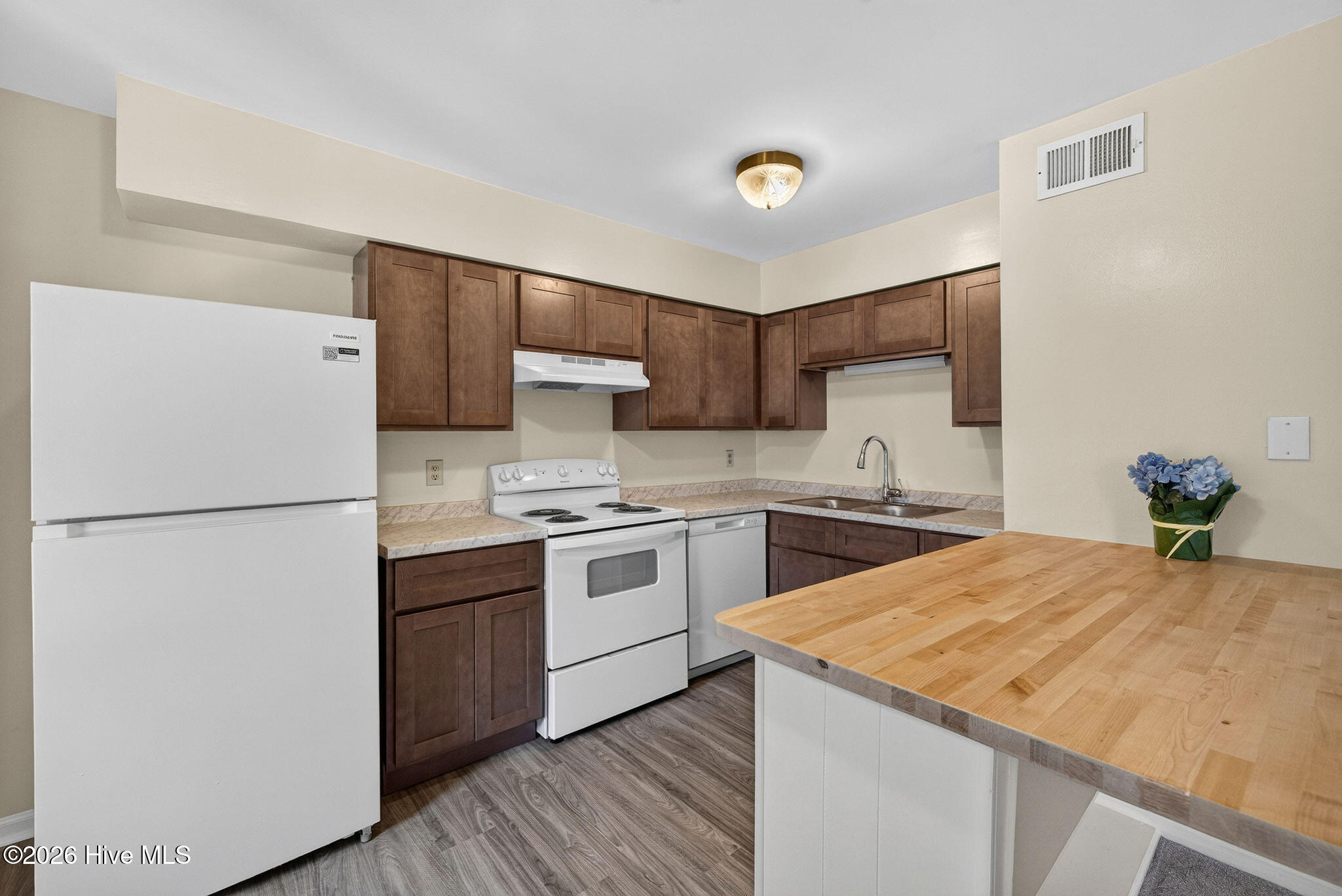 2521 Flint Drive Property Photo 12