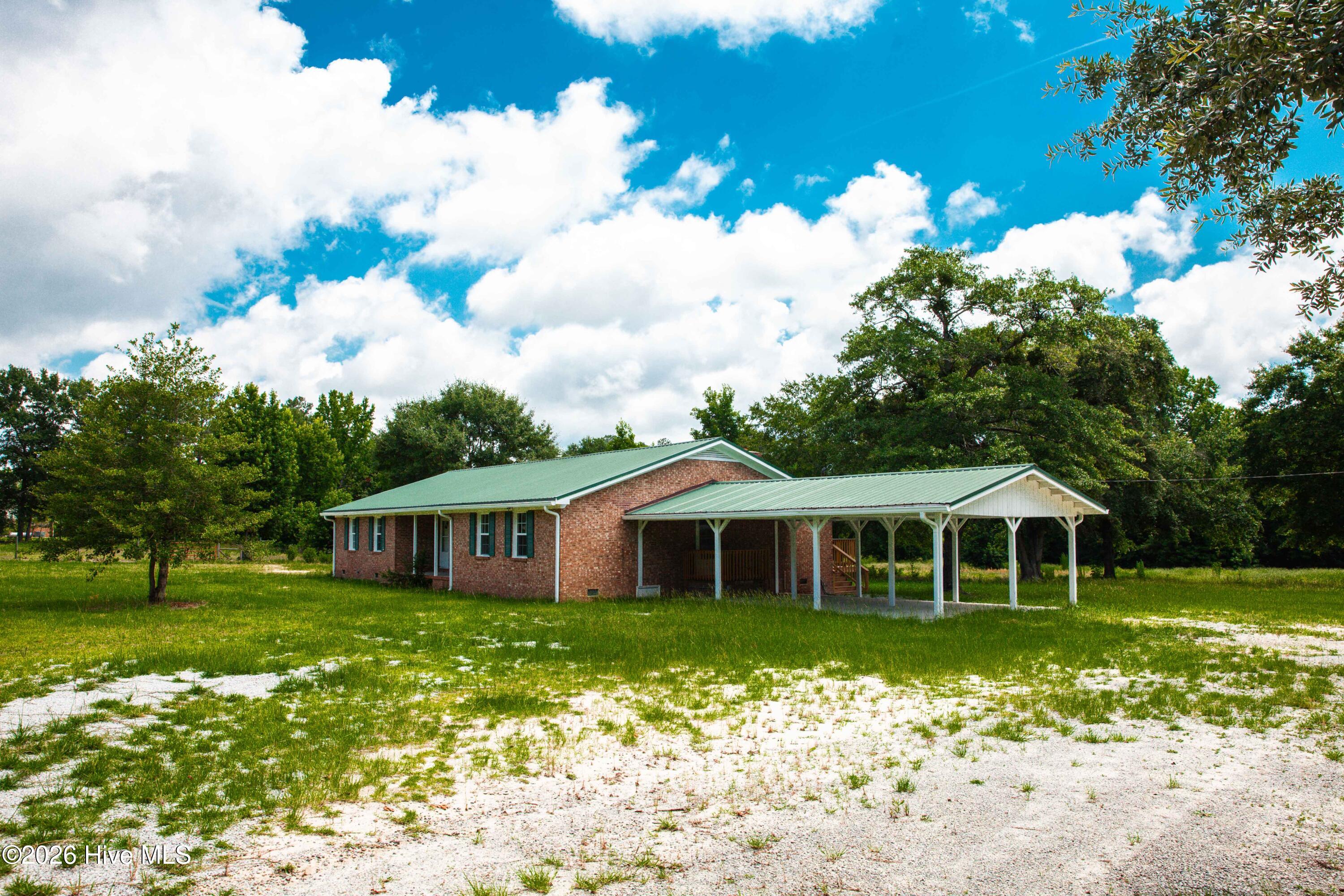 968 Boneville Road Property Photo 3