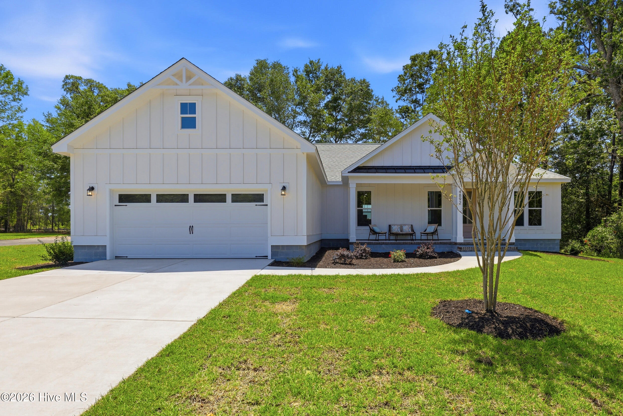 4892 Streamwood Circle Property Photo 2