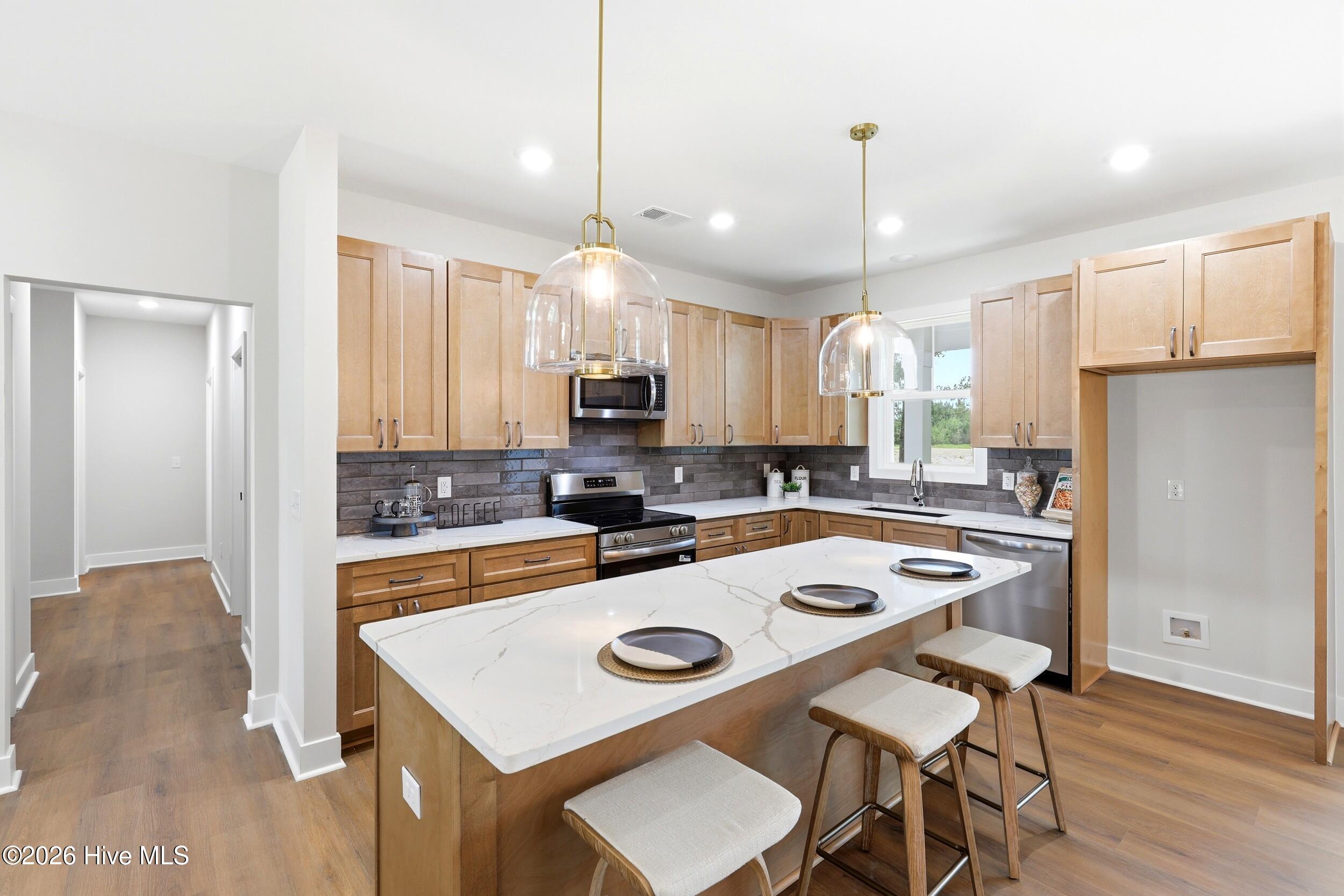 4892 Streamwood Circle Property Photo 10
