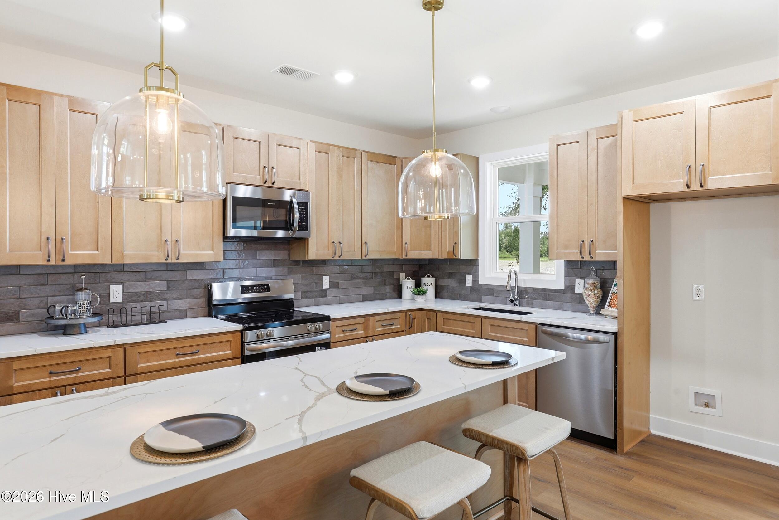 4892 Streamwood Circle Property Photo 11