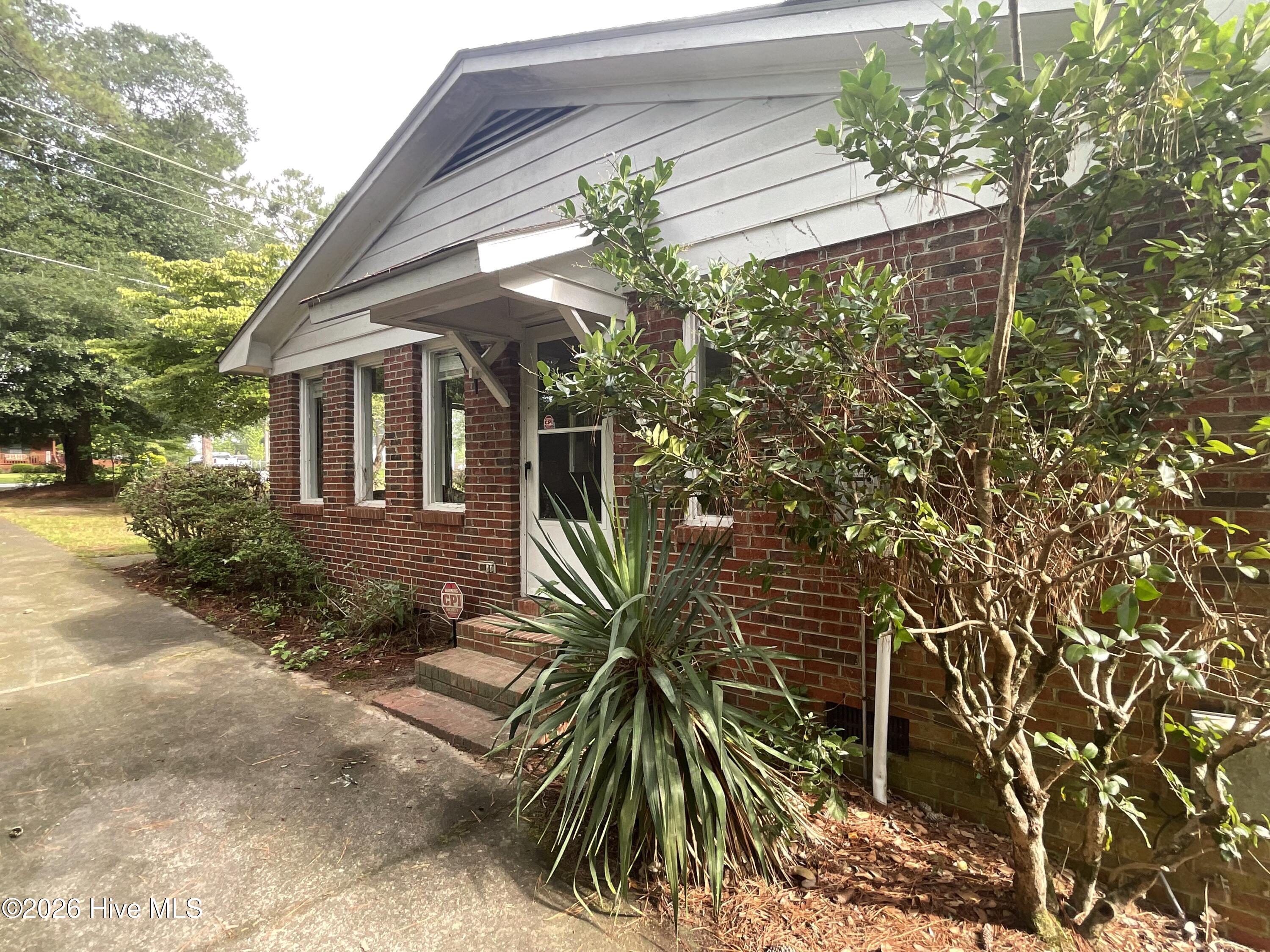 9761 Turnpike Road Property Photo 4