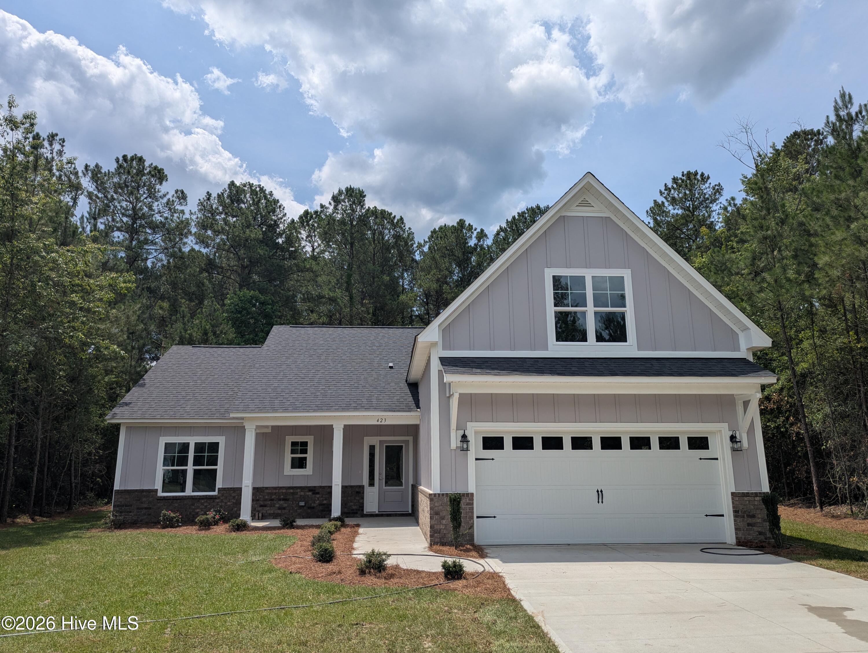 423 Vineyard Trace Property Photo 1