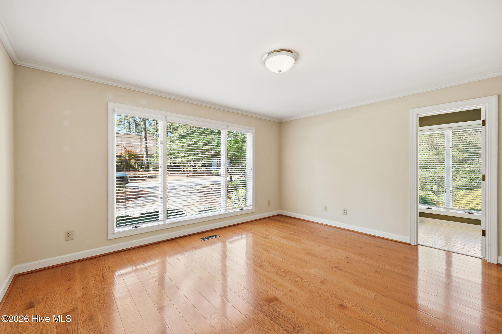 175 Baltusrol Lane Property Photo 7