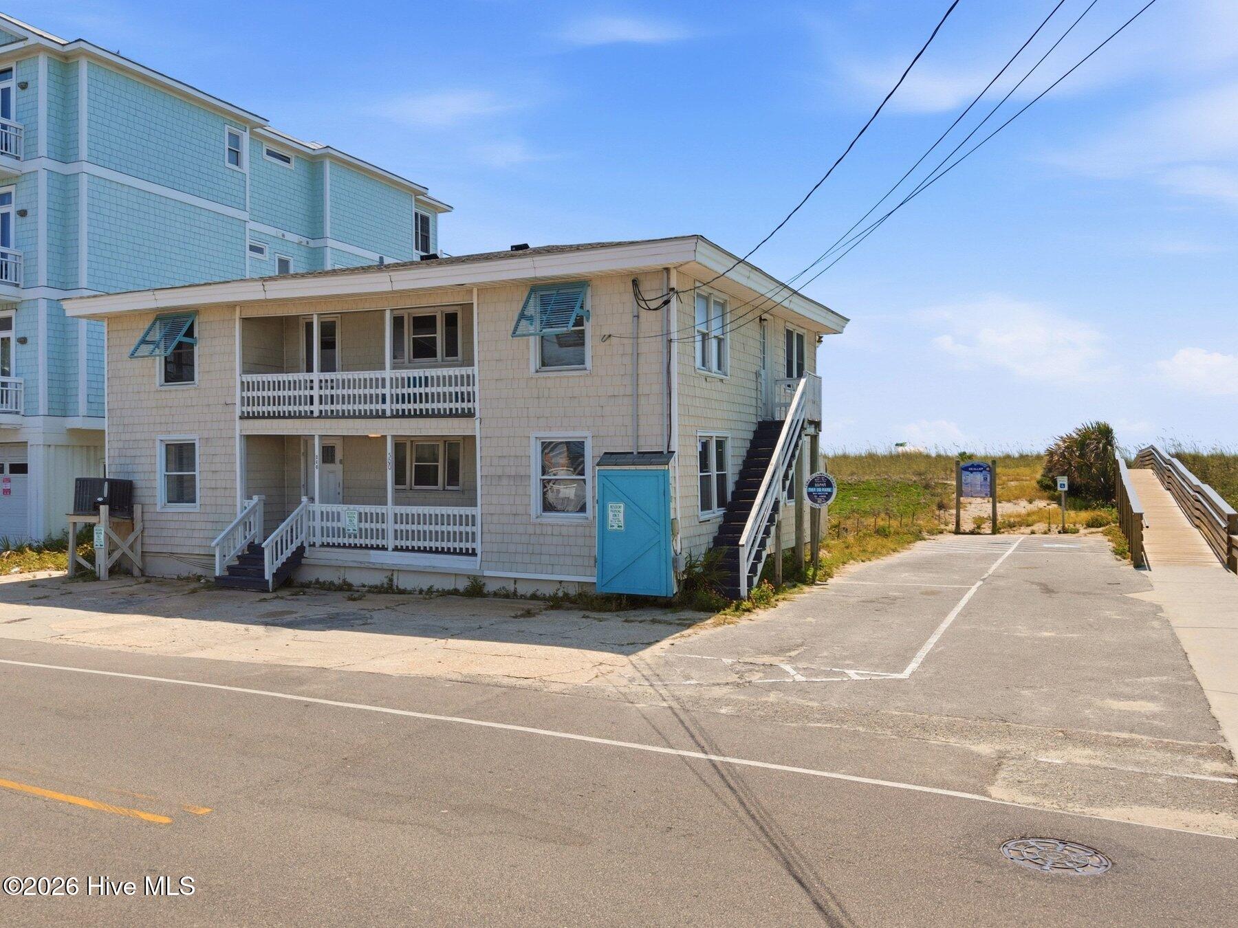 500 Carolina Beach Avenue N Property Photo 2
