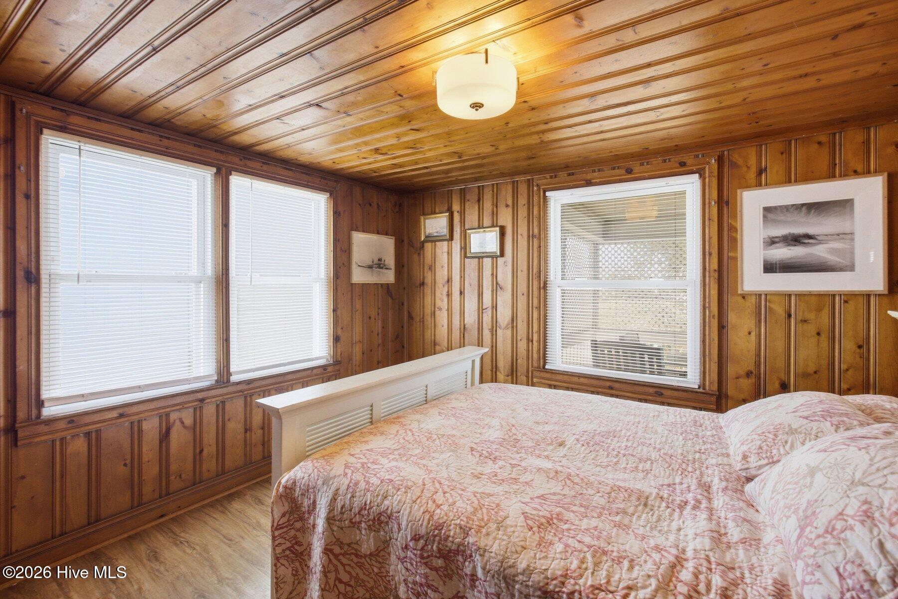 500 Carolina Beach Avenue N Property Photo 6