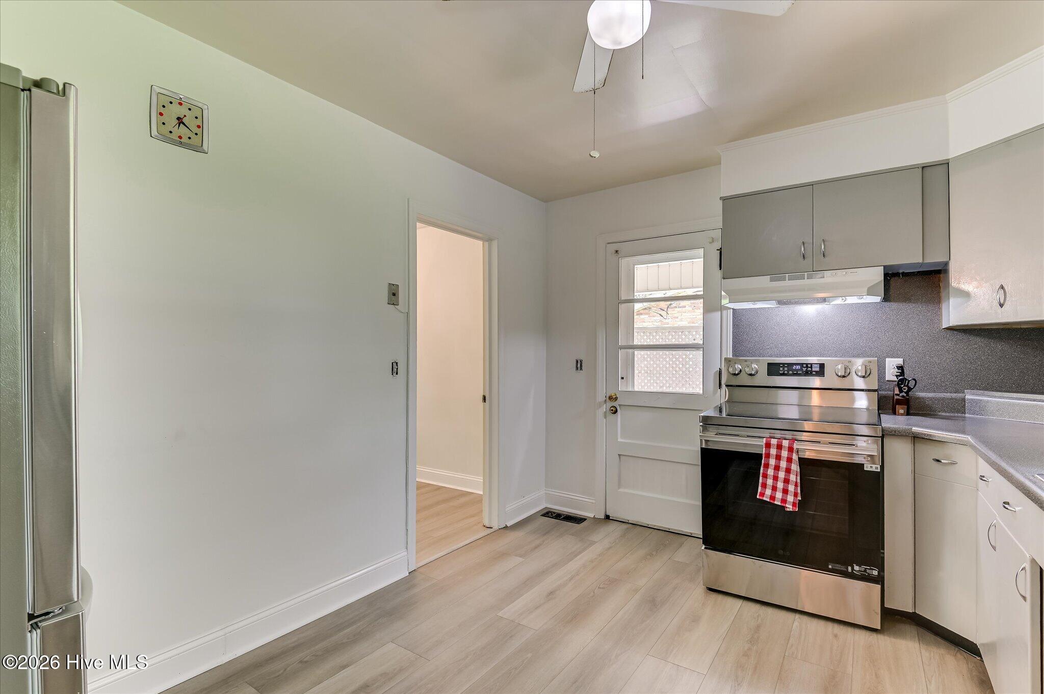 720 Riverview Drive Property Photo 13