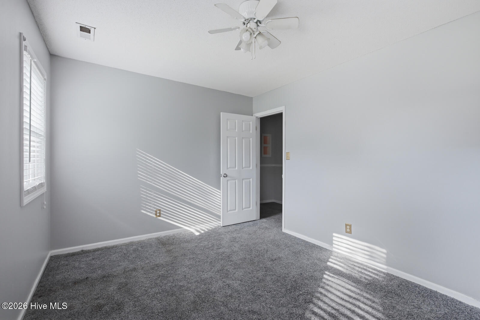 106 Broken Oak Court Property Photo 20