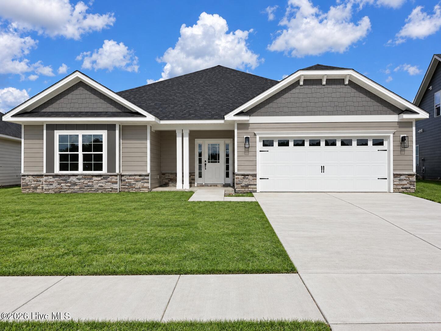 2125 Sandbrook Loop Property Photo 1