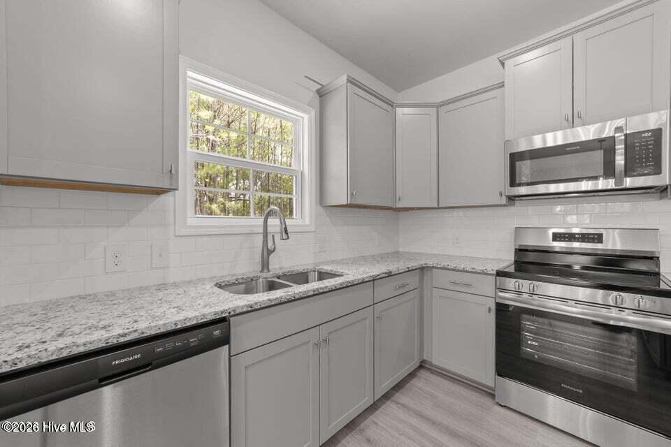 2125 Sandbrook Loop Property Photo 7