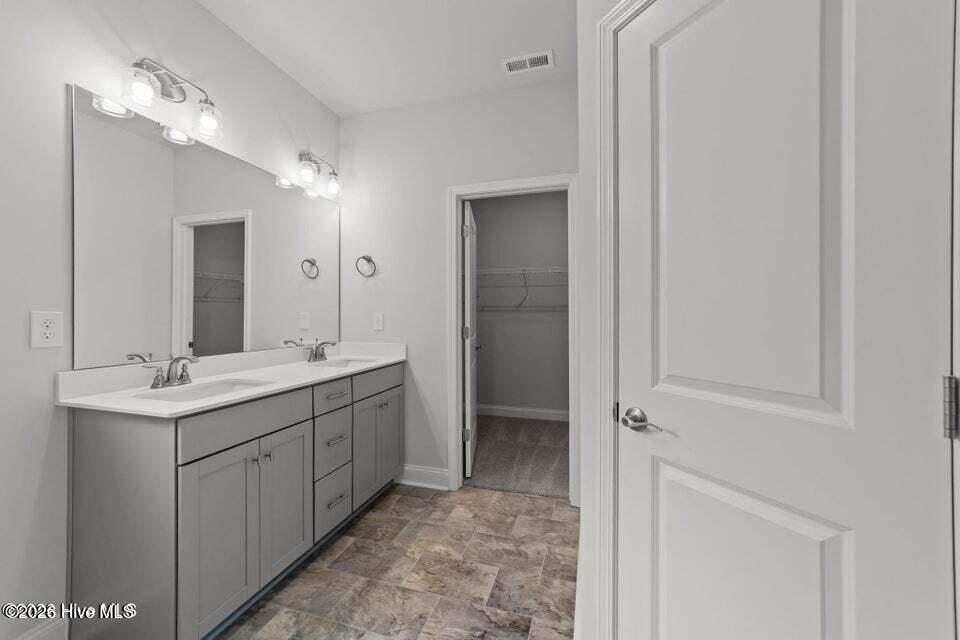 2125 Sandbrook Loop Property Photo 11