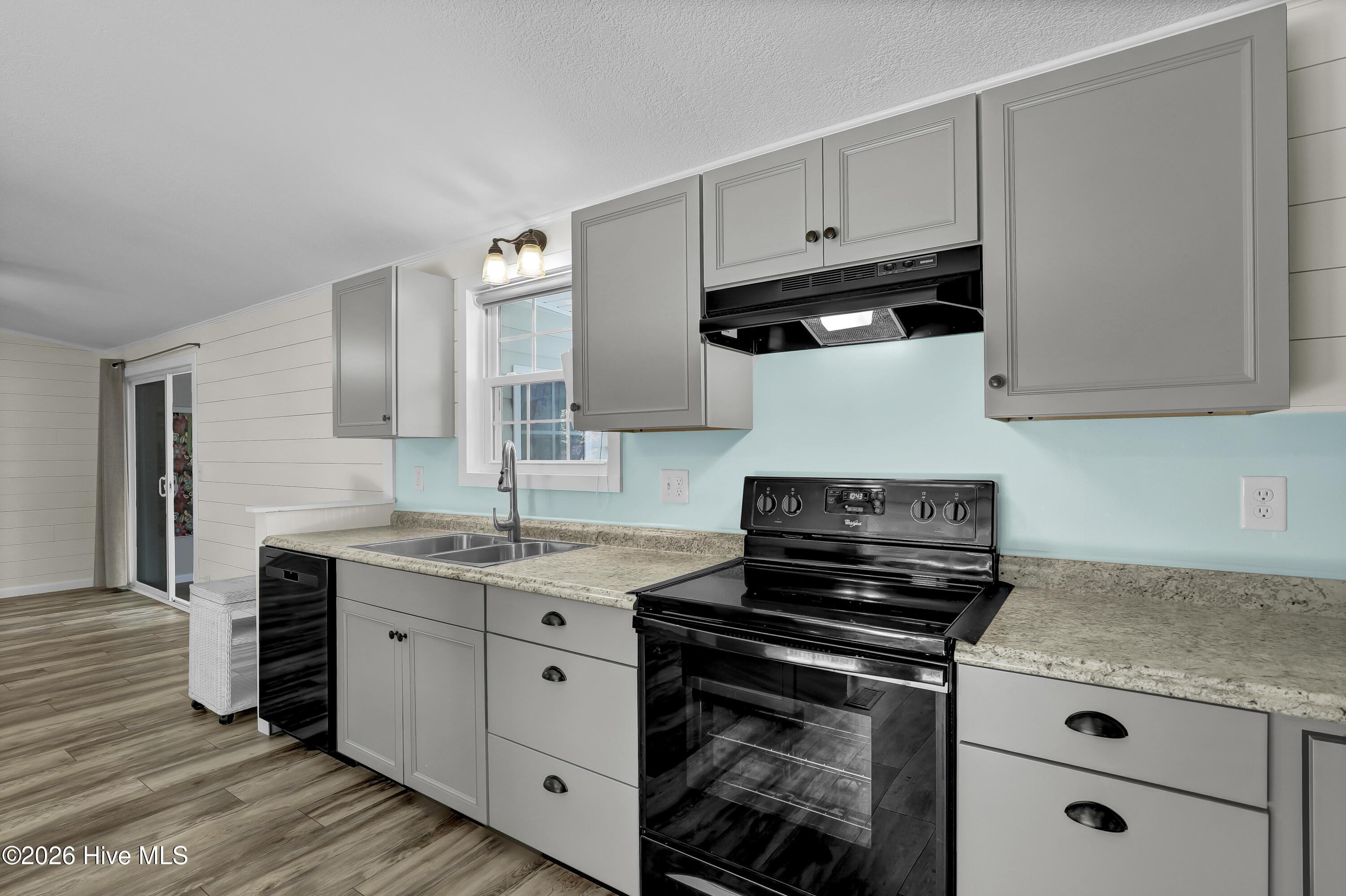 714 Cedar Avenue Property Photo 25